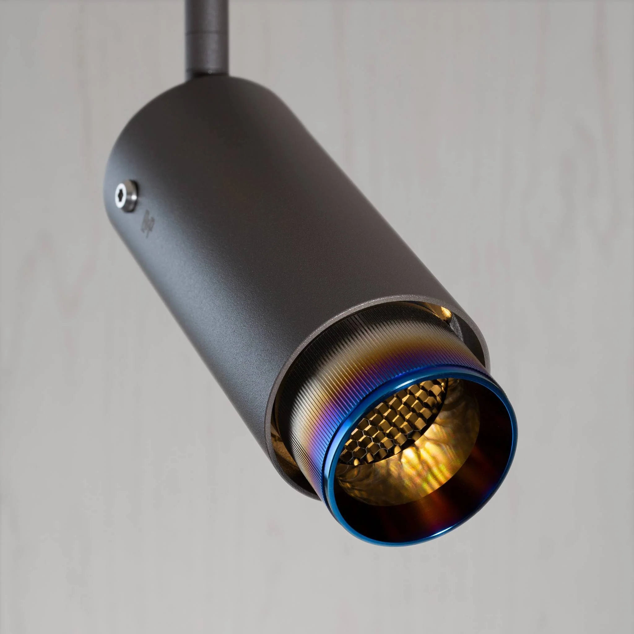 FARETTO SU BINARIO EXHAUST LINEAR con Adattatore a 3 Circuiti in GRAFITE