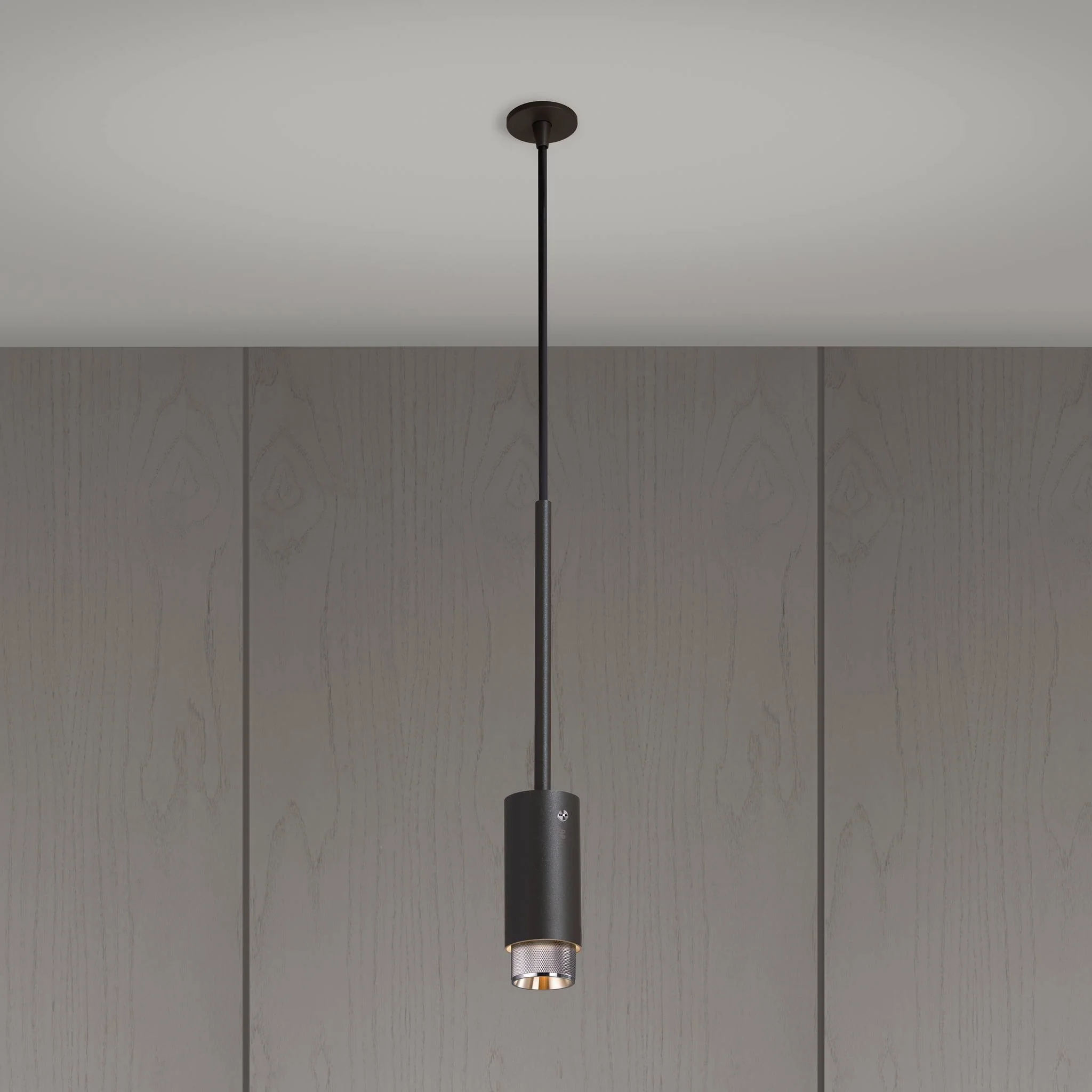 EXHAUST PENDANT 十字吊燈（GRAPHITE 飾面）