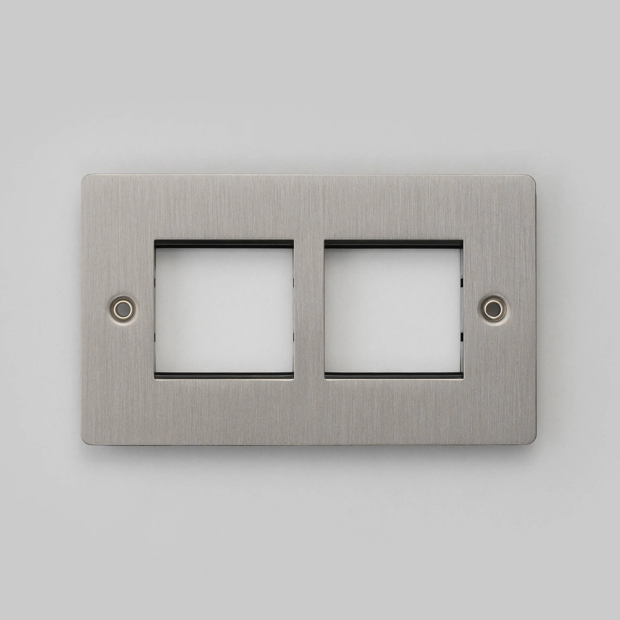 Massive Metall-Wandplatte 2G für zwei 45-mm-Module