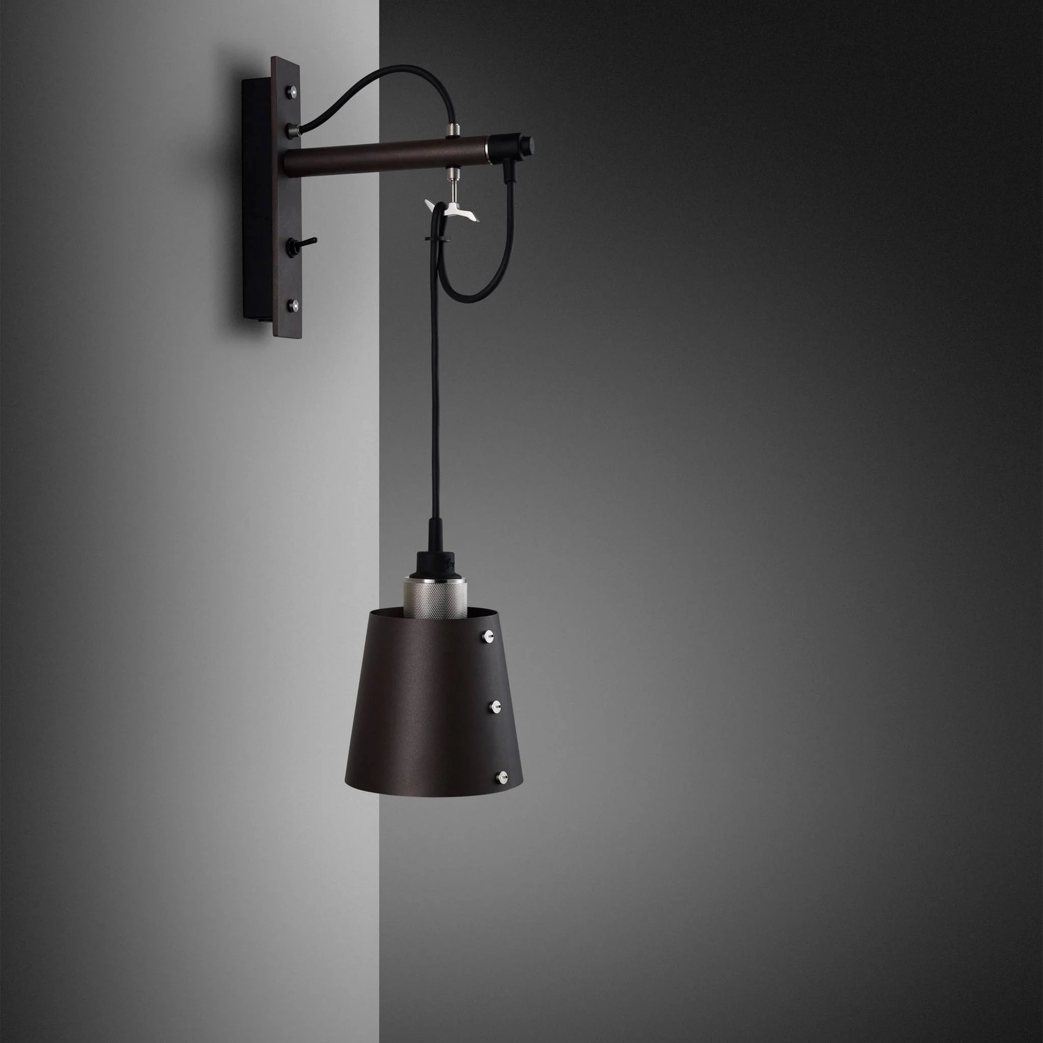 Applique murale Croix Petite HOOKED finition GRAPHITE