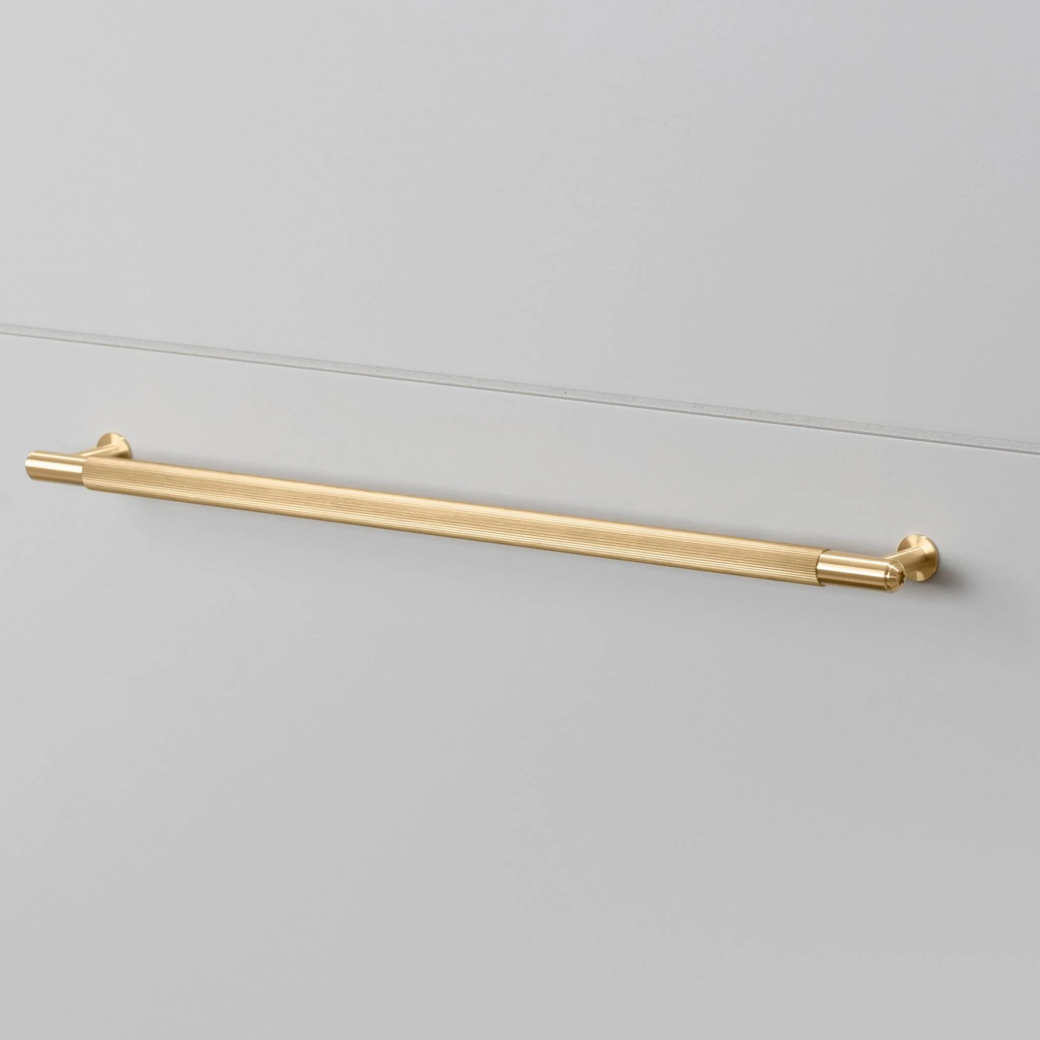 PULL BAR / LINEAR