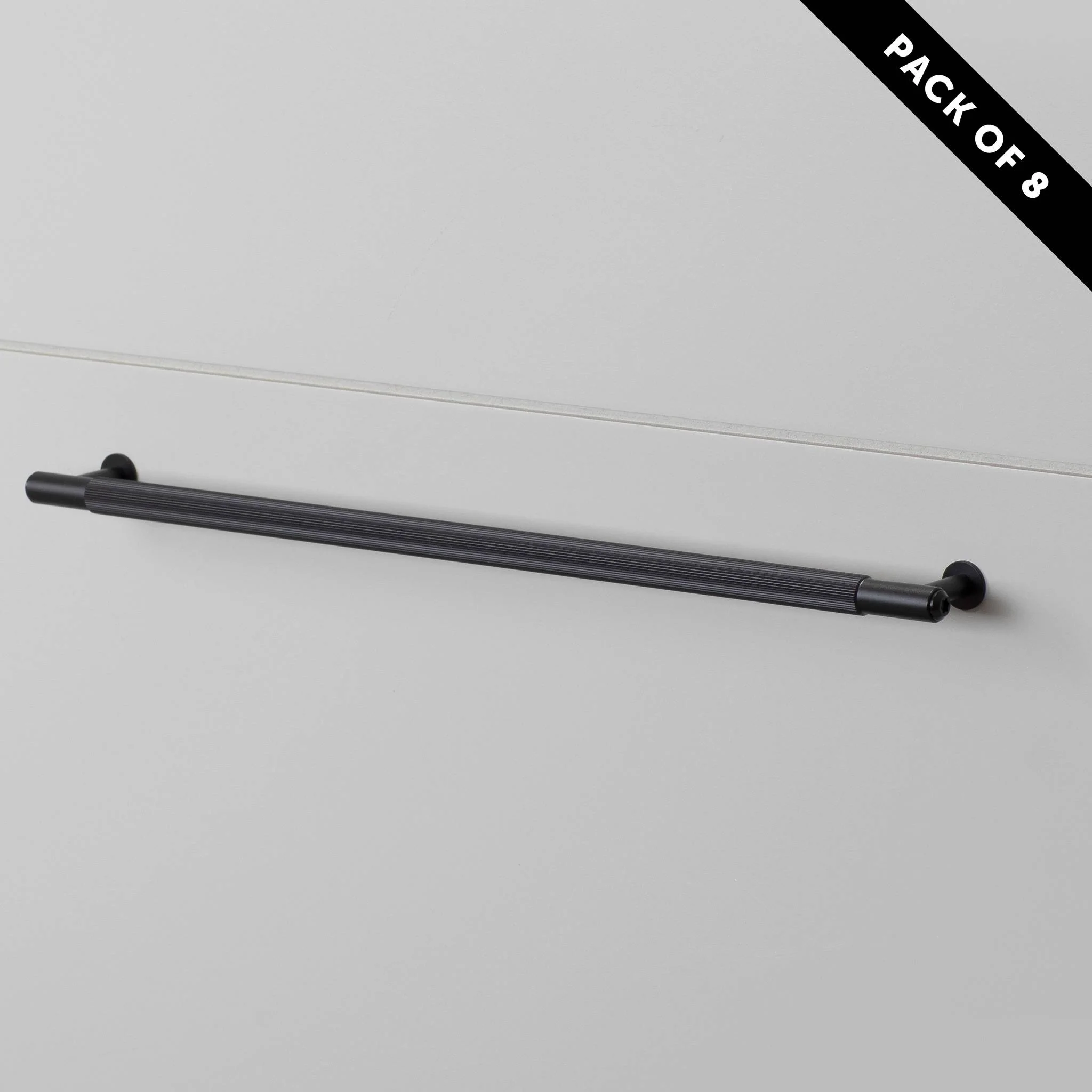 PULL BAR / LINEAR / LARGE / PACK OF 8 / UNBOXED