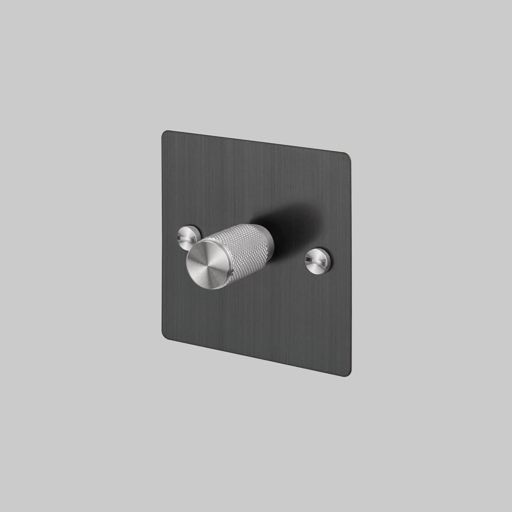 1G DIMMER / 120W / CROSS / RØYKBRONSERT
