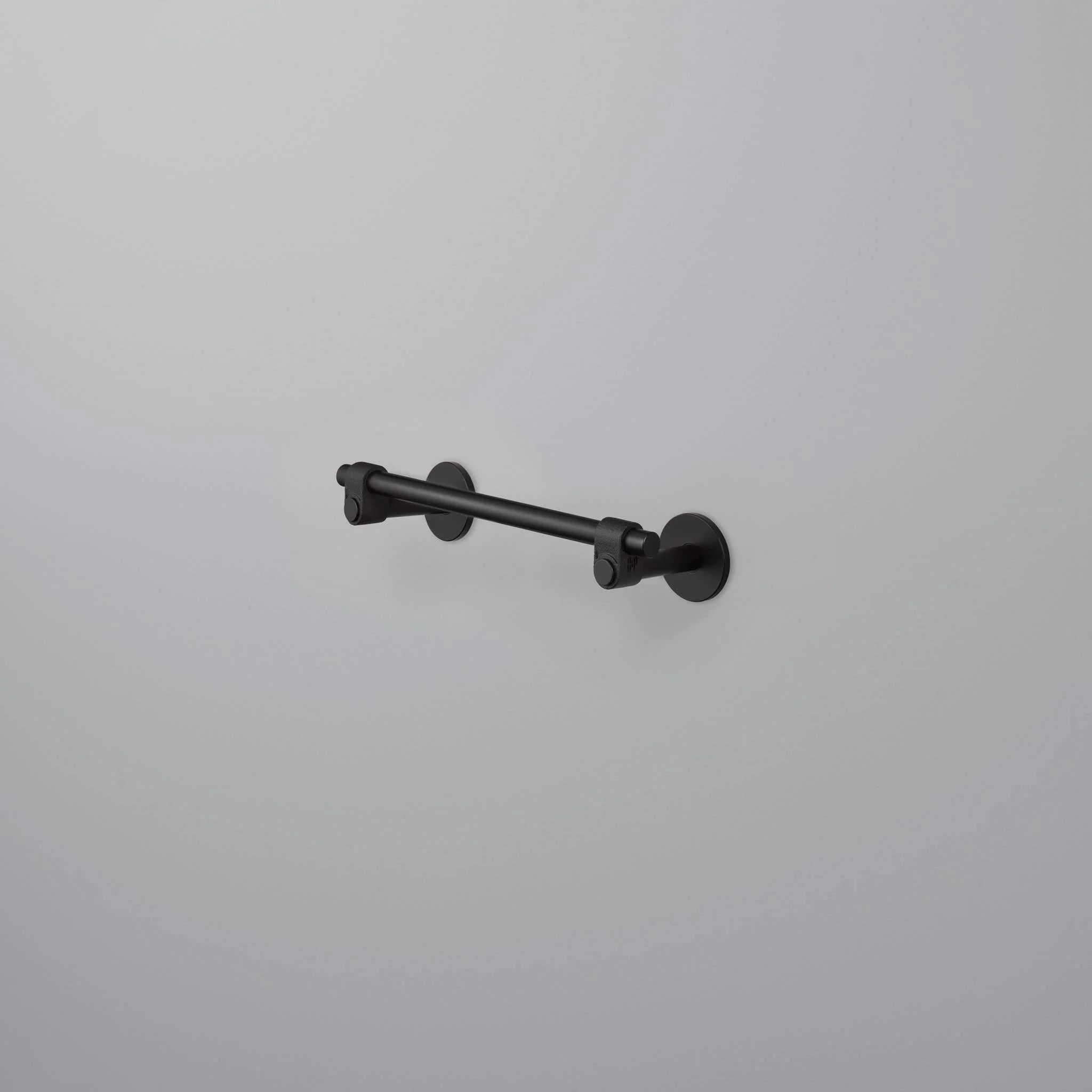 Solid Stainless Steel Towel Rail with Rough-Cast Knuckle and Polished Bar
