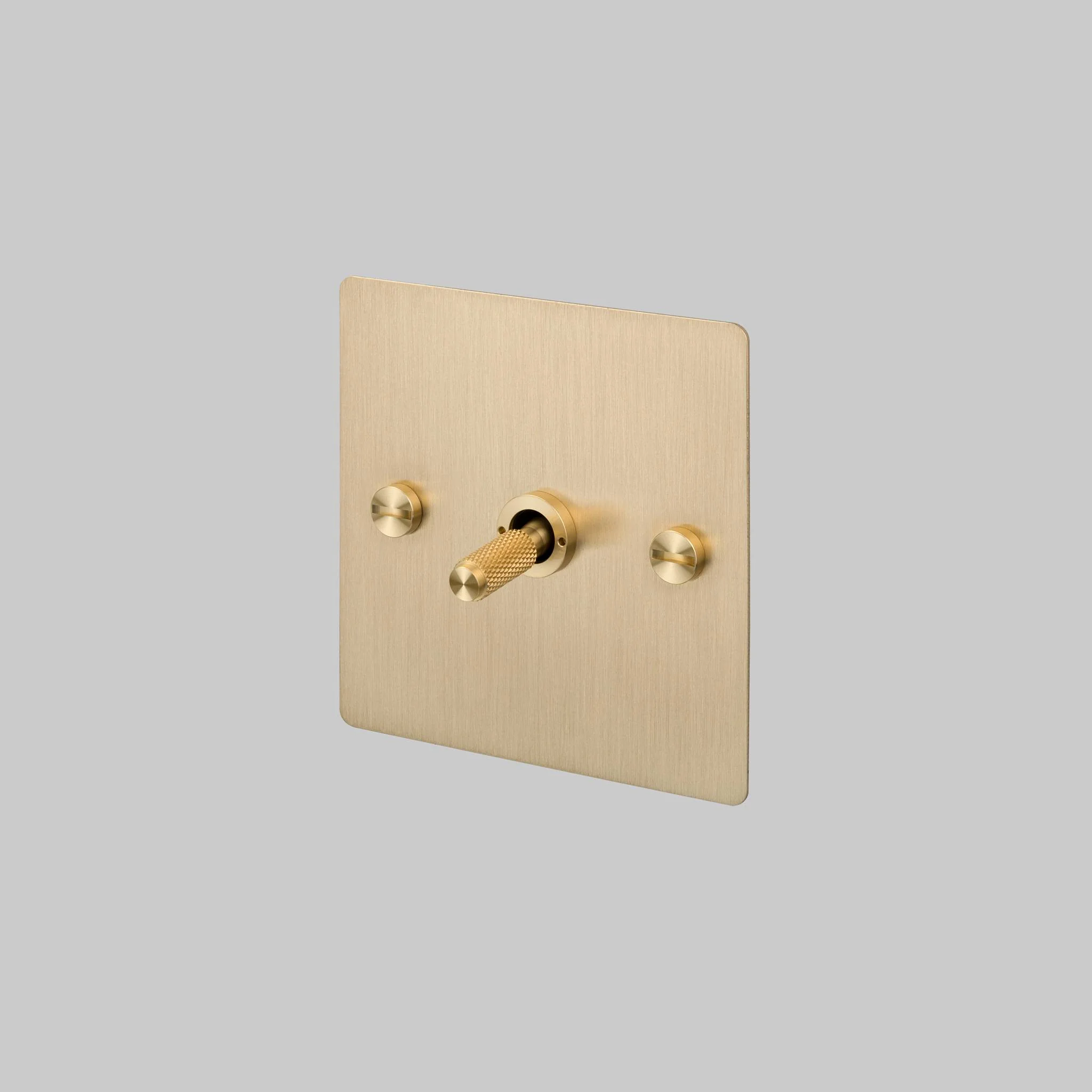 1G TOGGLE INTERMEDIATE 3-Way Cross Intermediate Switch in Brass