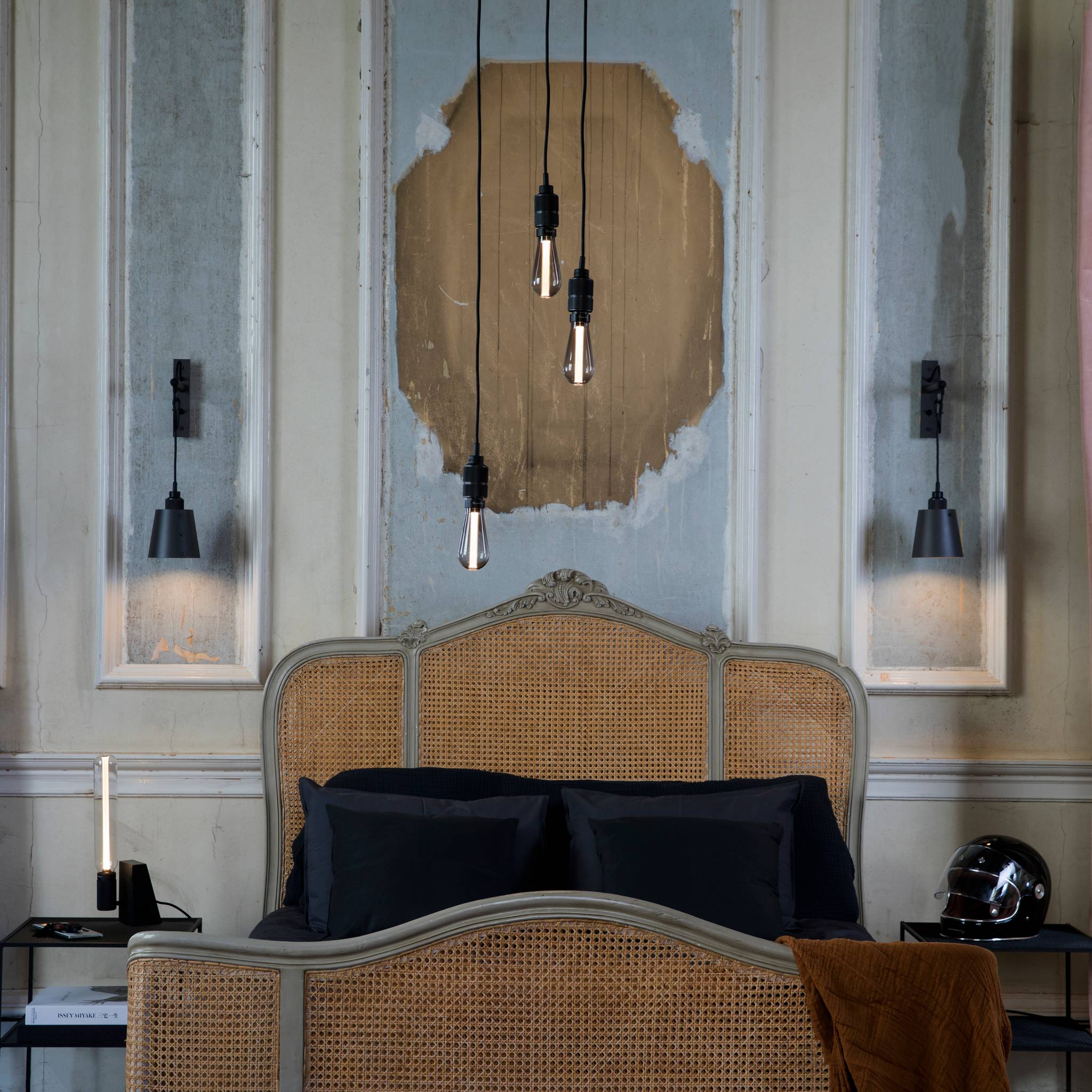 HOOKED Wandkruis Groot GRAFIEK Massief Metalen Wandlamp