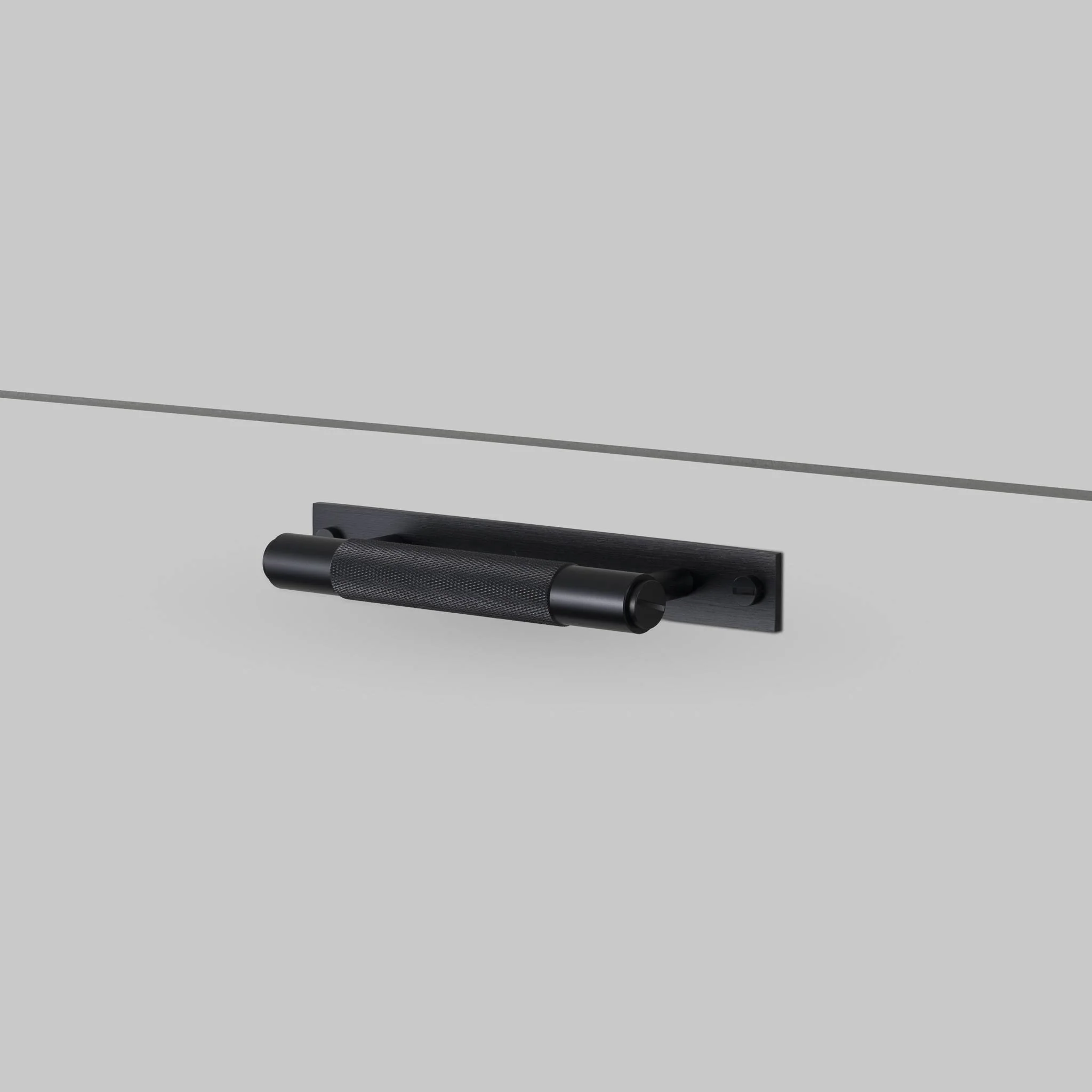Cross Knurl Pull Bar with Backplate in Three Sizes