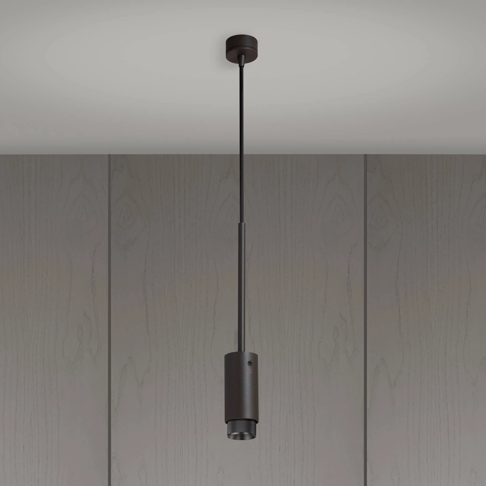 EXHAUST PENDANT 十字吊燈（GRAPHITE 飾面）