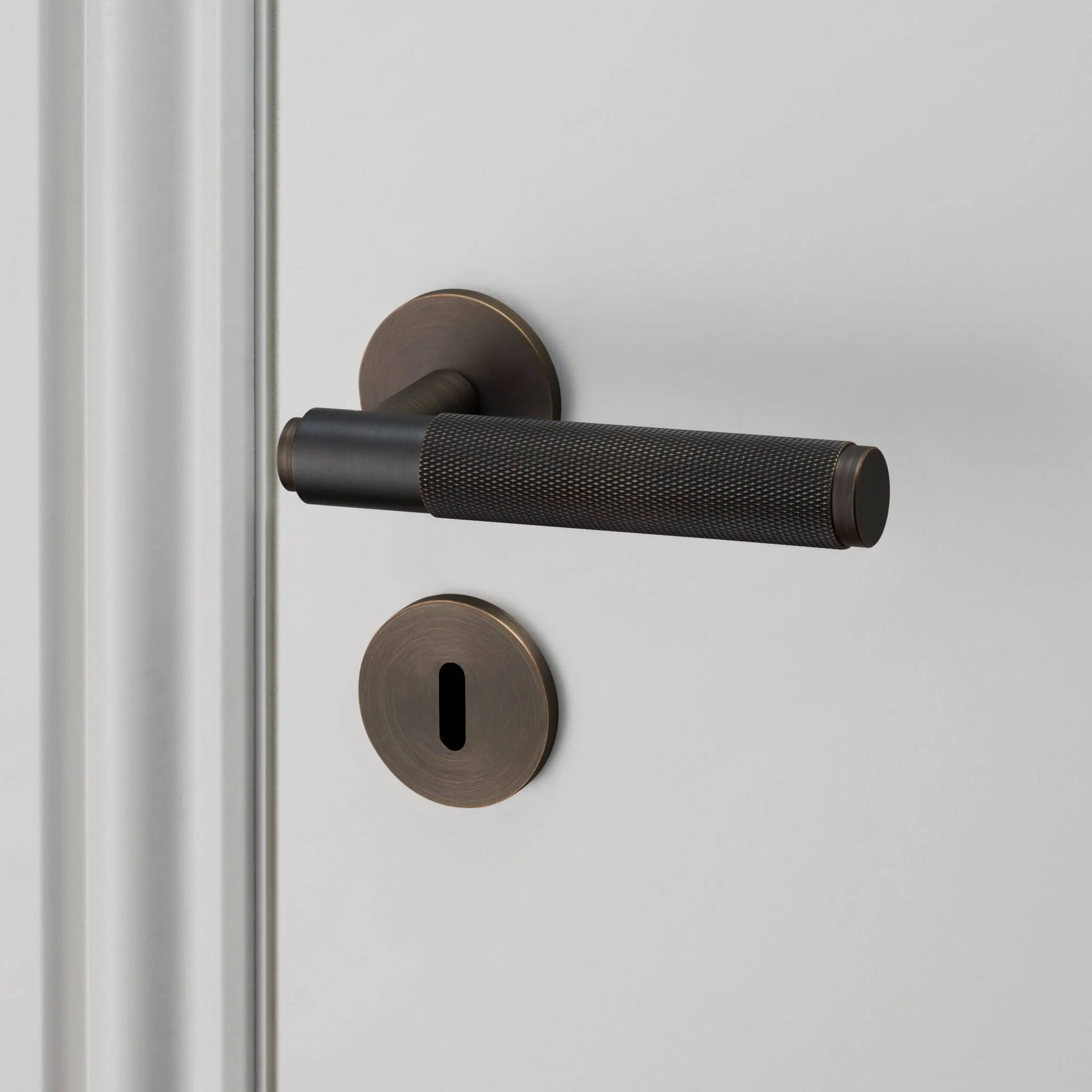 KEY ESCUTCHEON Indoor Key Escutcheon in Solid Metal