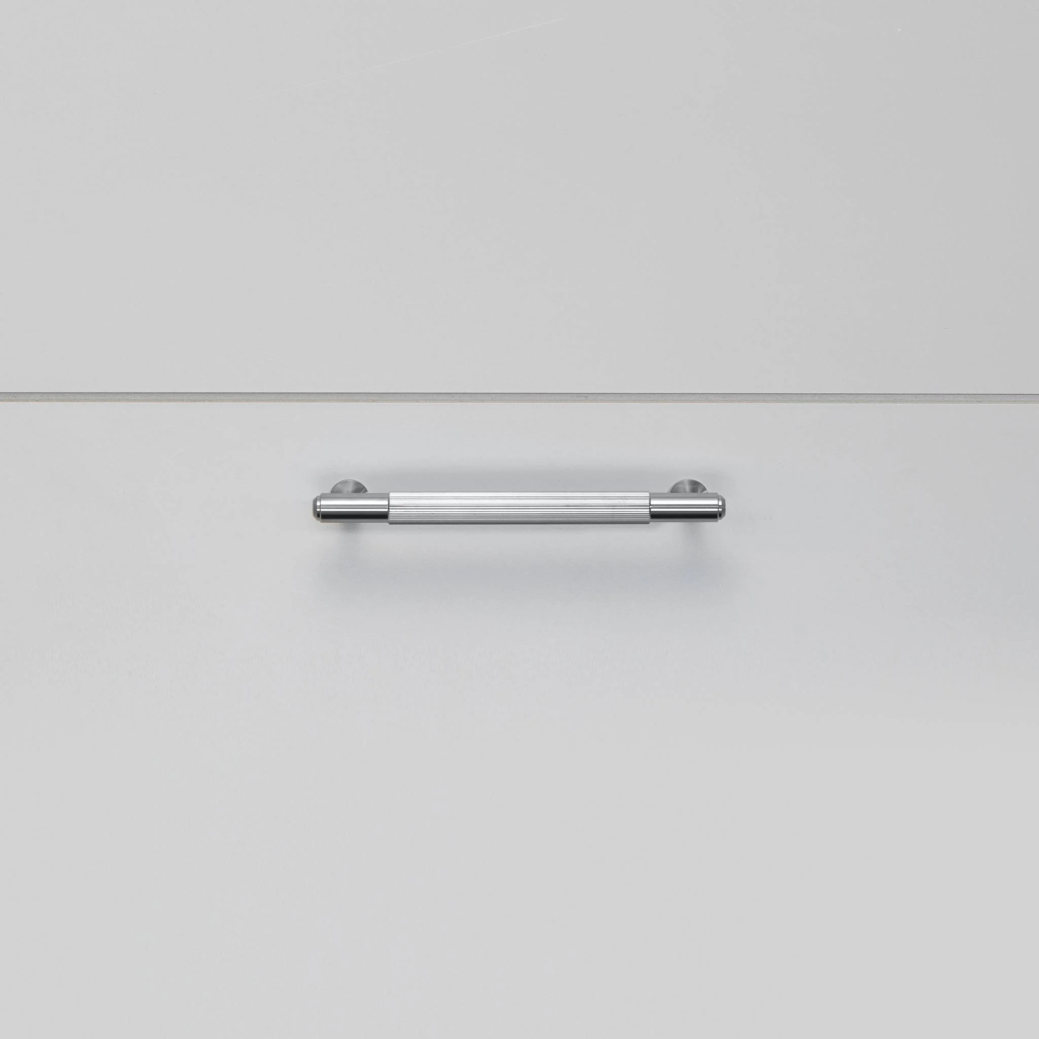 PULL BAR / LINEAR