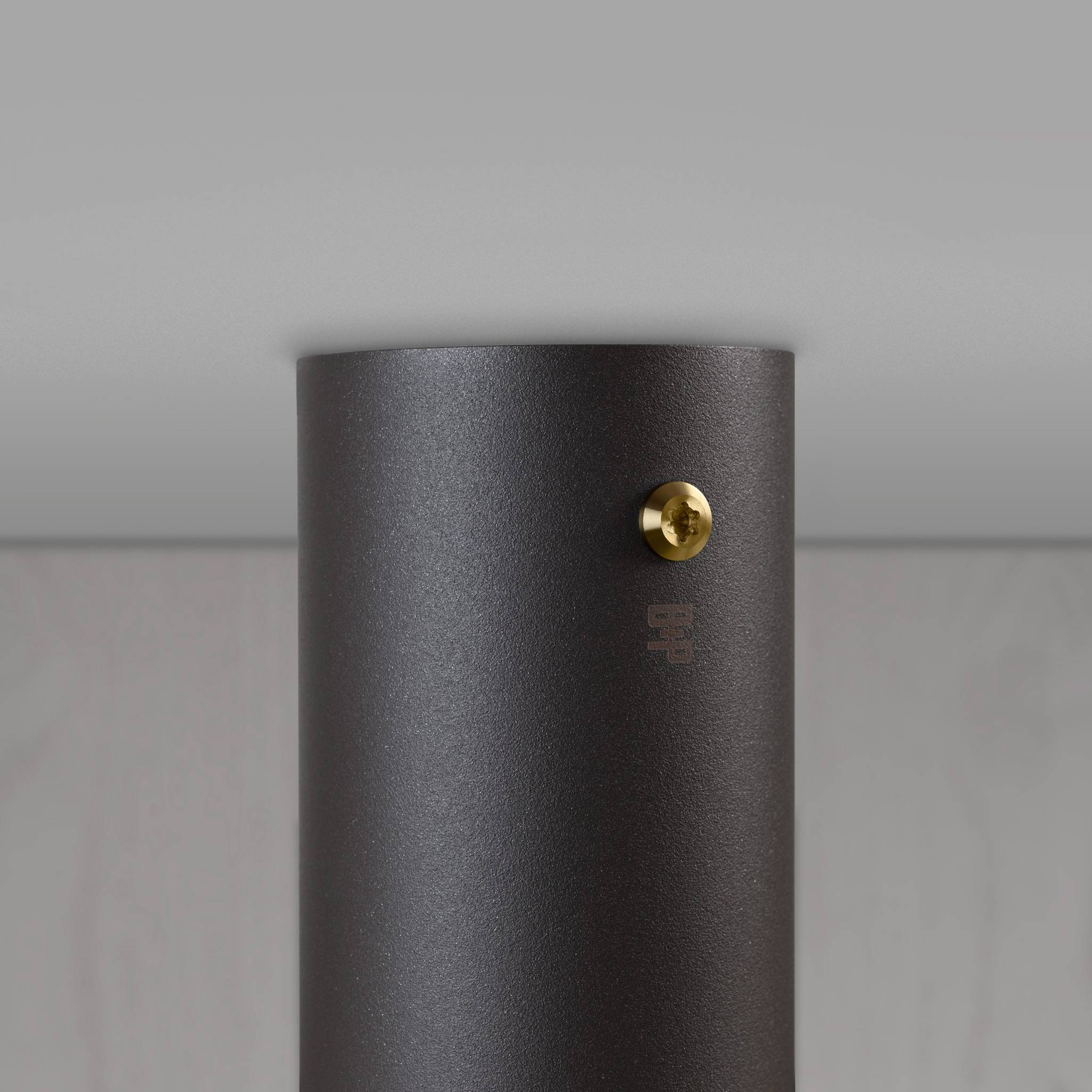 EXHAUST SURFACE / LINEAR / GRAPHITE opbouwbare vaste spot