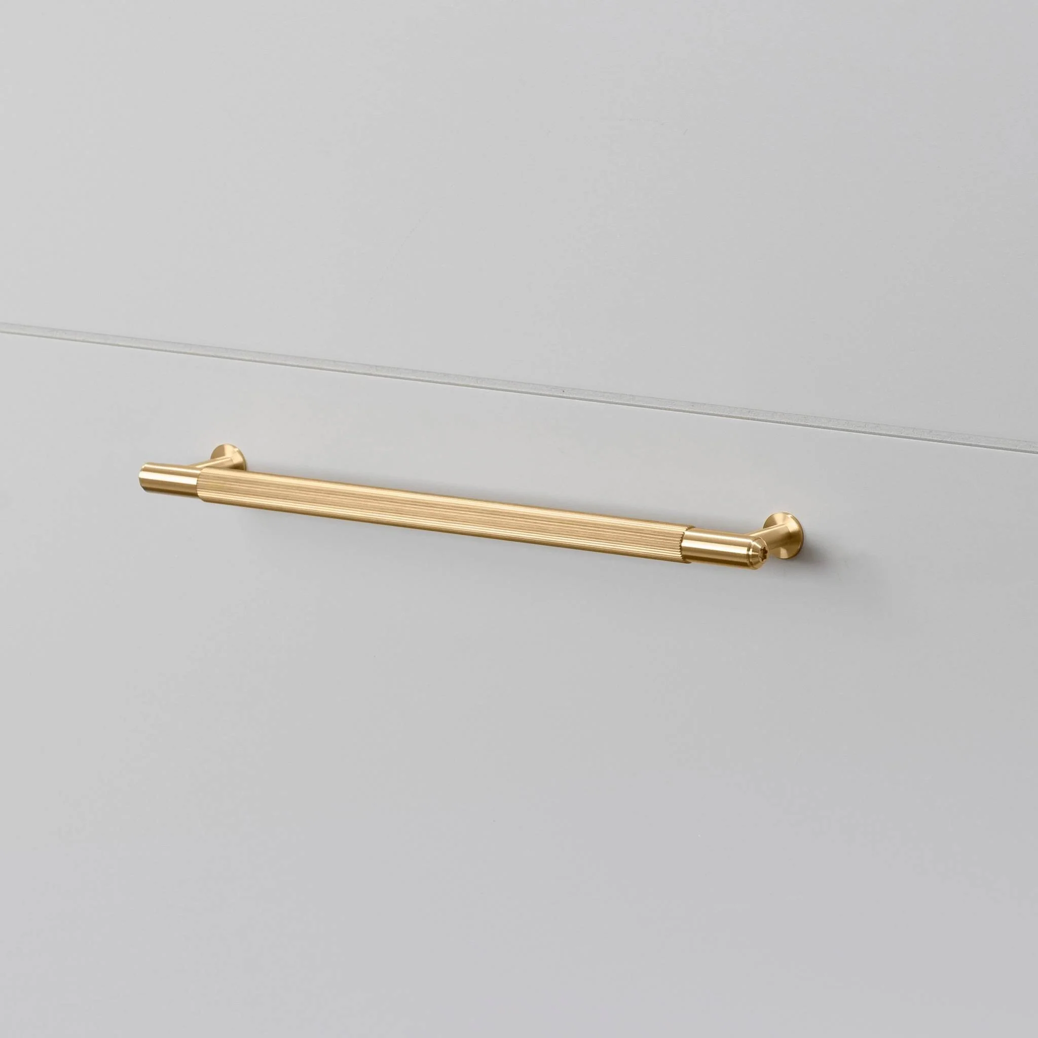 PULL BAR / LINEAR