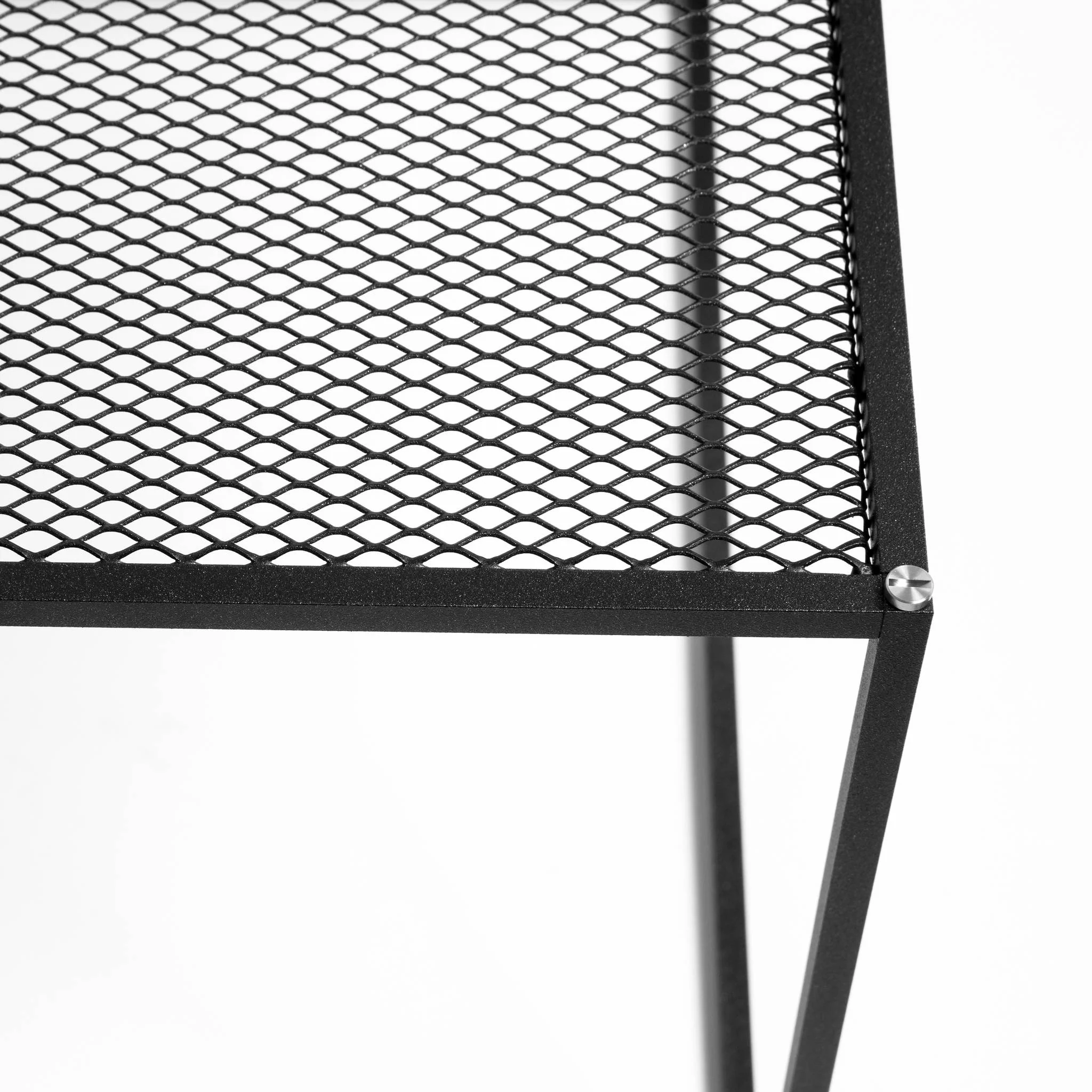 MESHED / KAFFE