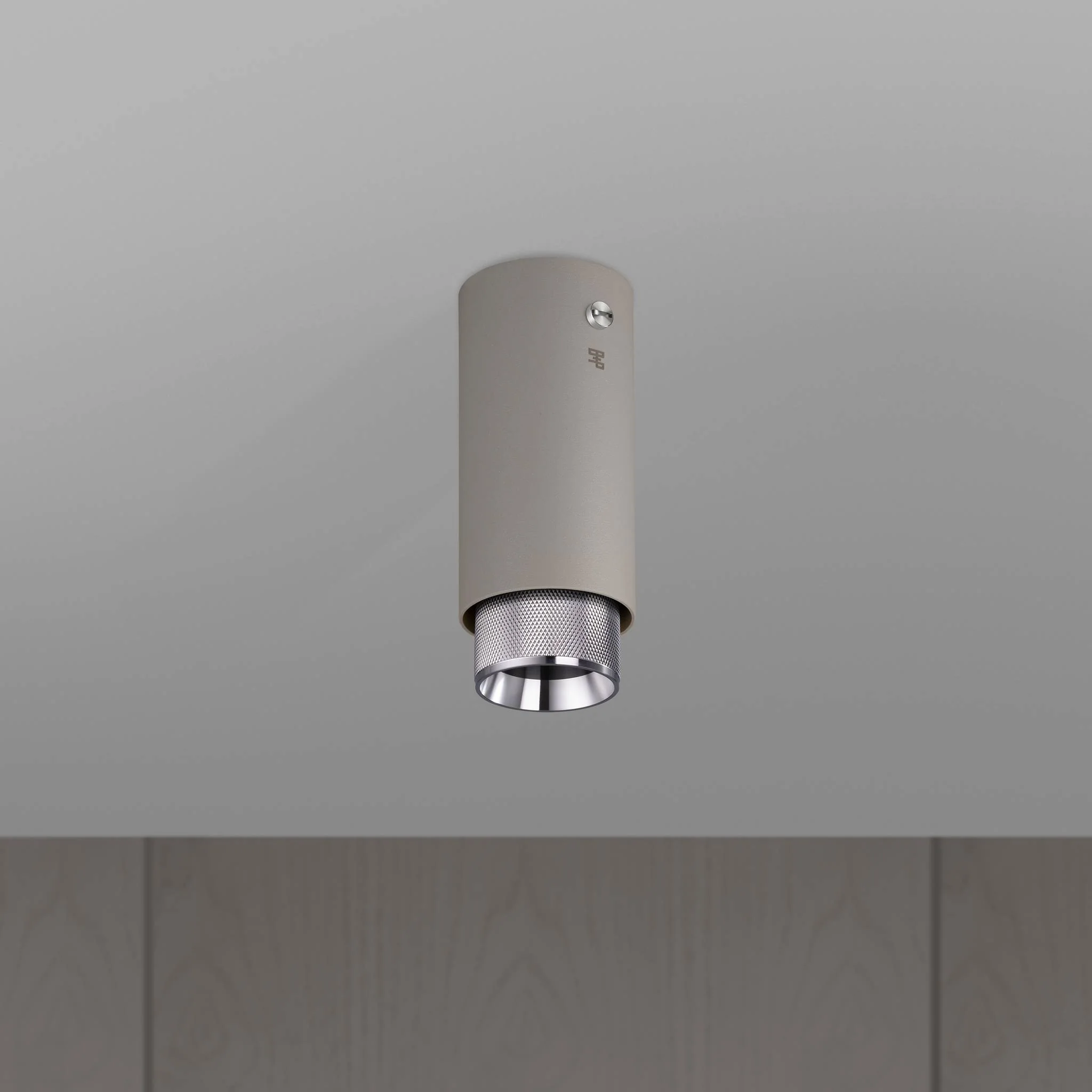 EXHAUST SURFACE Cross Lampu Sorot Surface dalam warna Stone