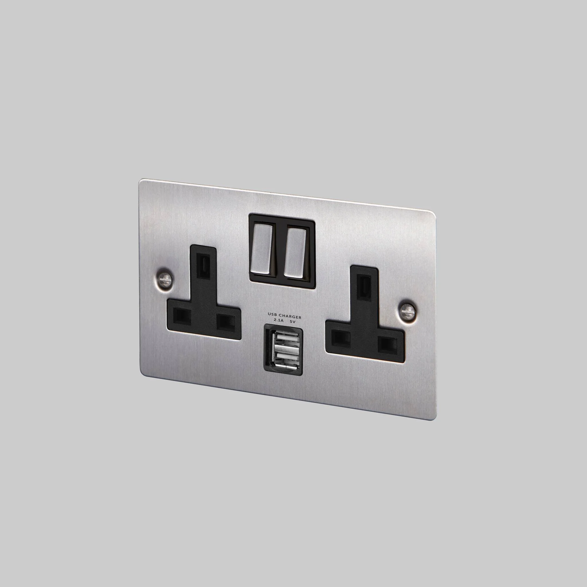 2G UK-STECKDOSE / USB