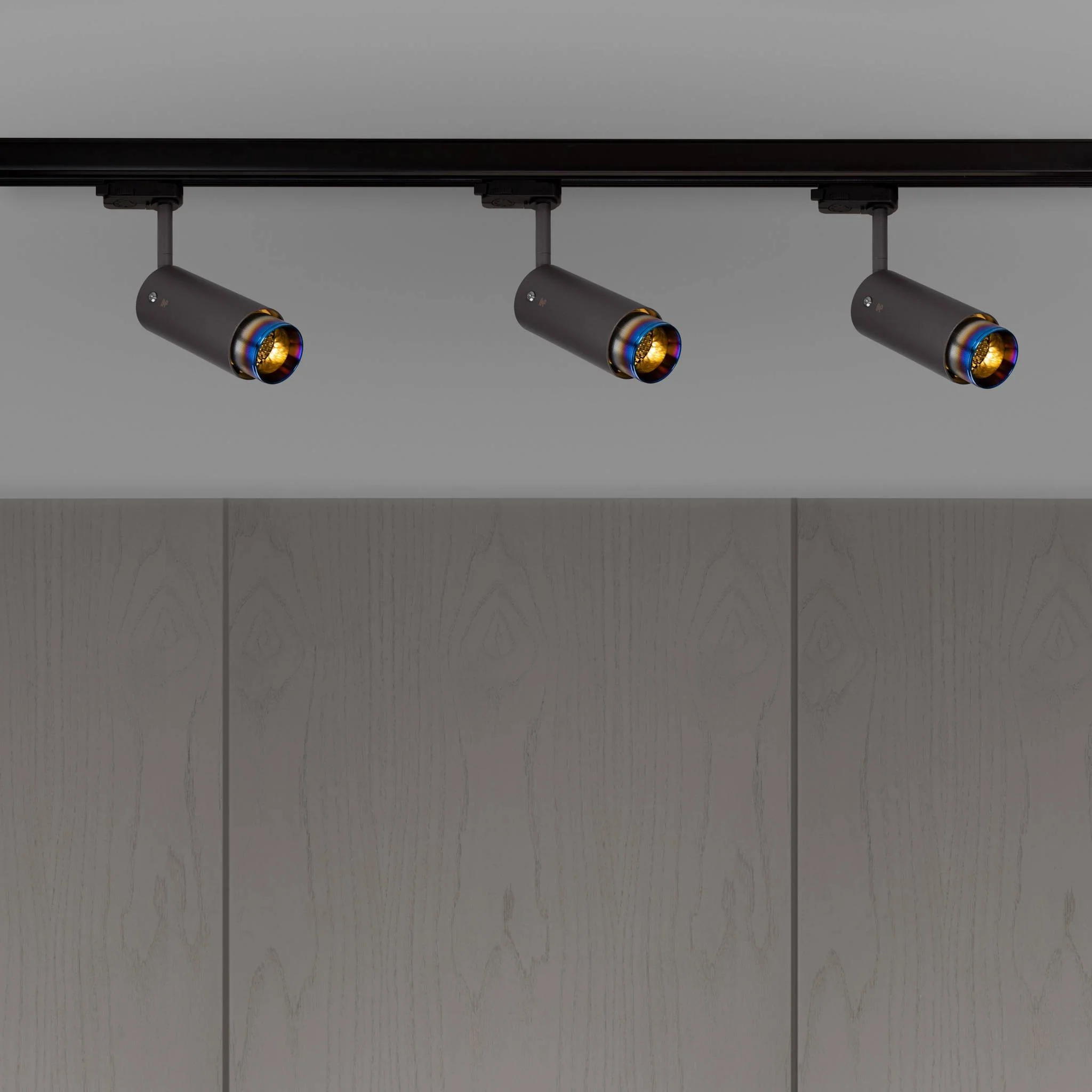 FARETTO SU BINARIO EXHAUST LINEAR con Adattatore a 3 Circuiti in GRAFITE
