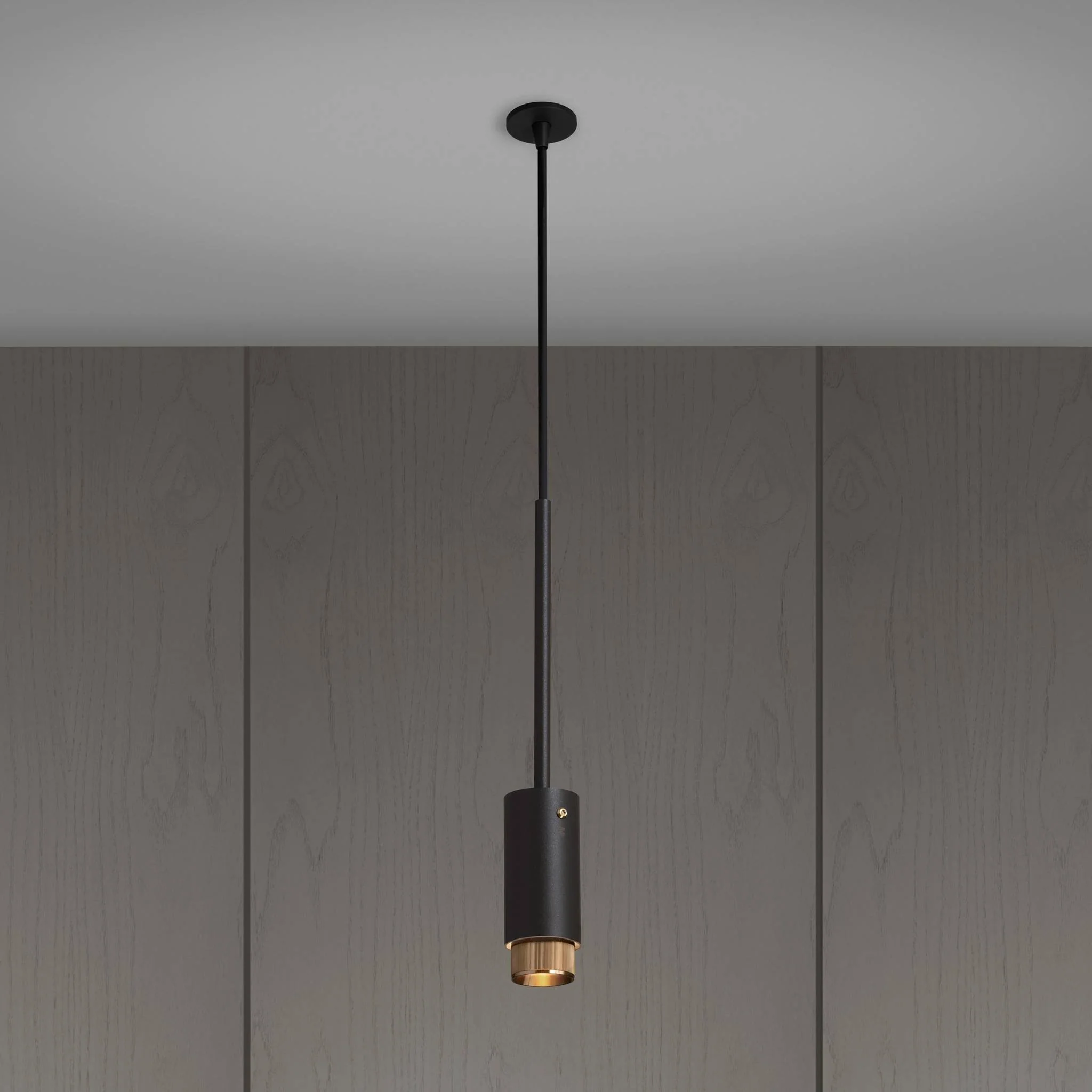EXHAUST PENDANT / LINEAR GRAPHITE Pendant Spotlight