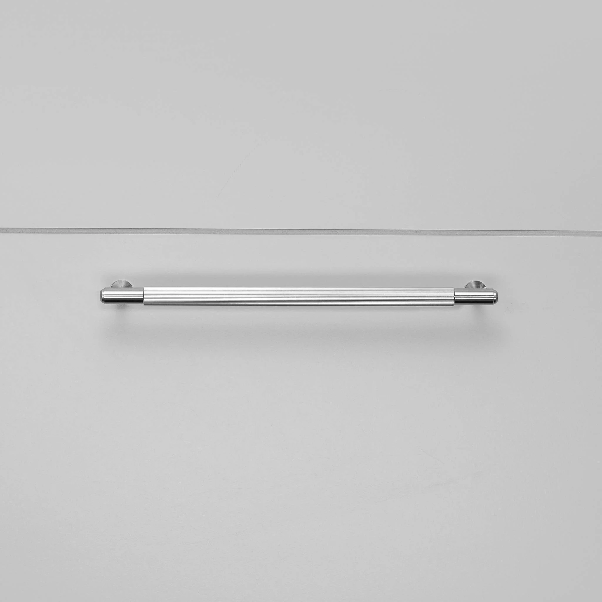 PULL BAR / LINEAR