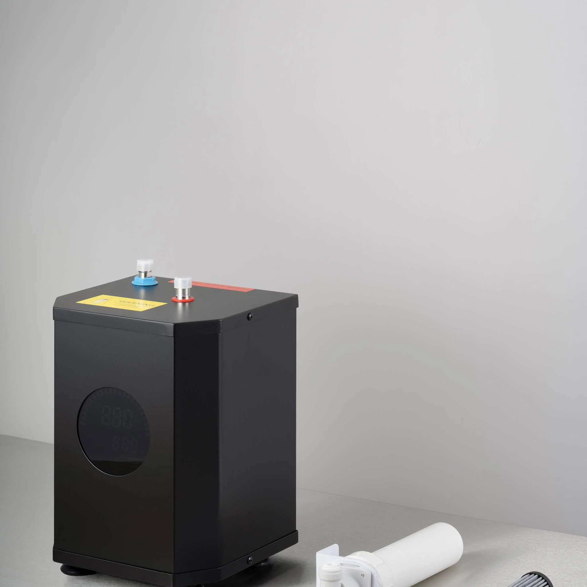 UK KITCHEN HOT TAP / 4 IN 1 / CROSS