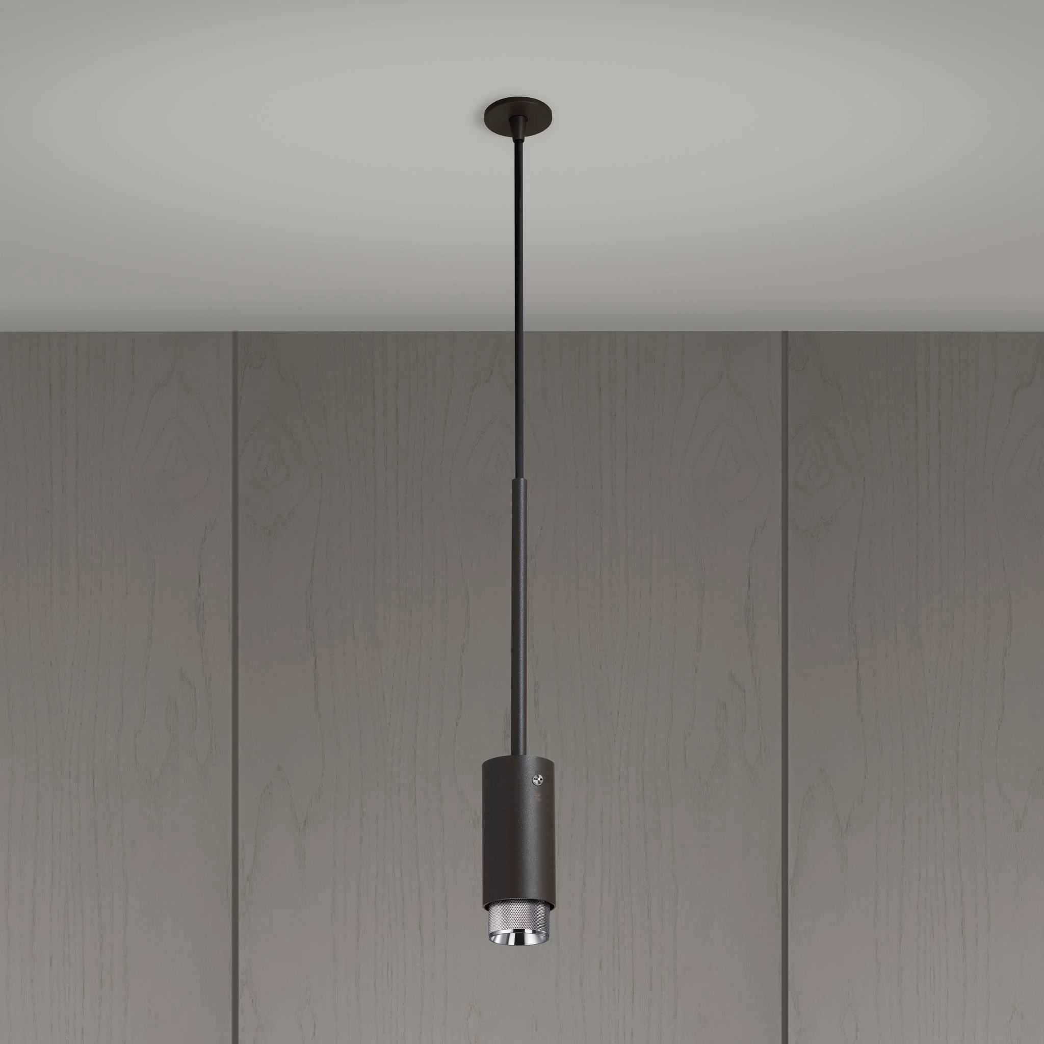 EXHAUST PENDANT 十字吊燈（GRAPHITE 飾面）