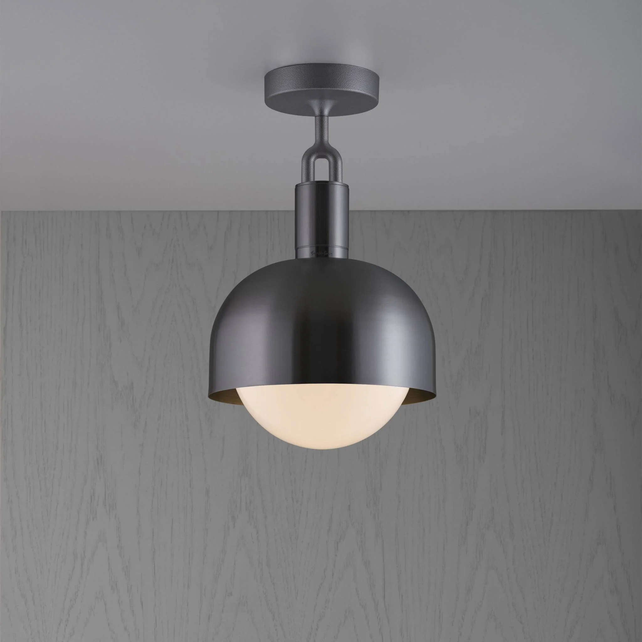FORKED CEILING / LINEAR / kap / opaalglazen bol / MEDIUM hanglamp van opaalglas