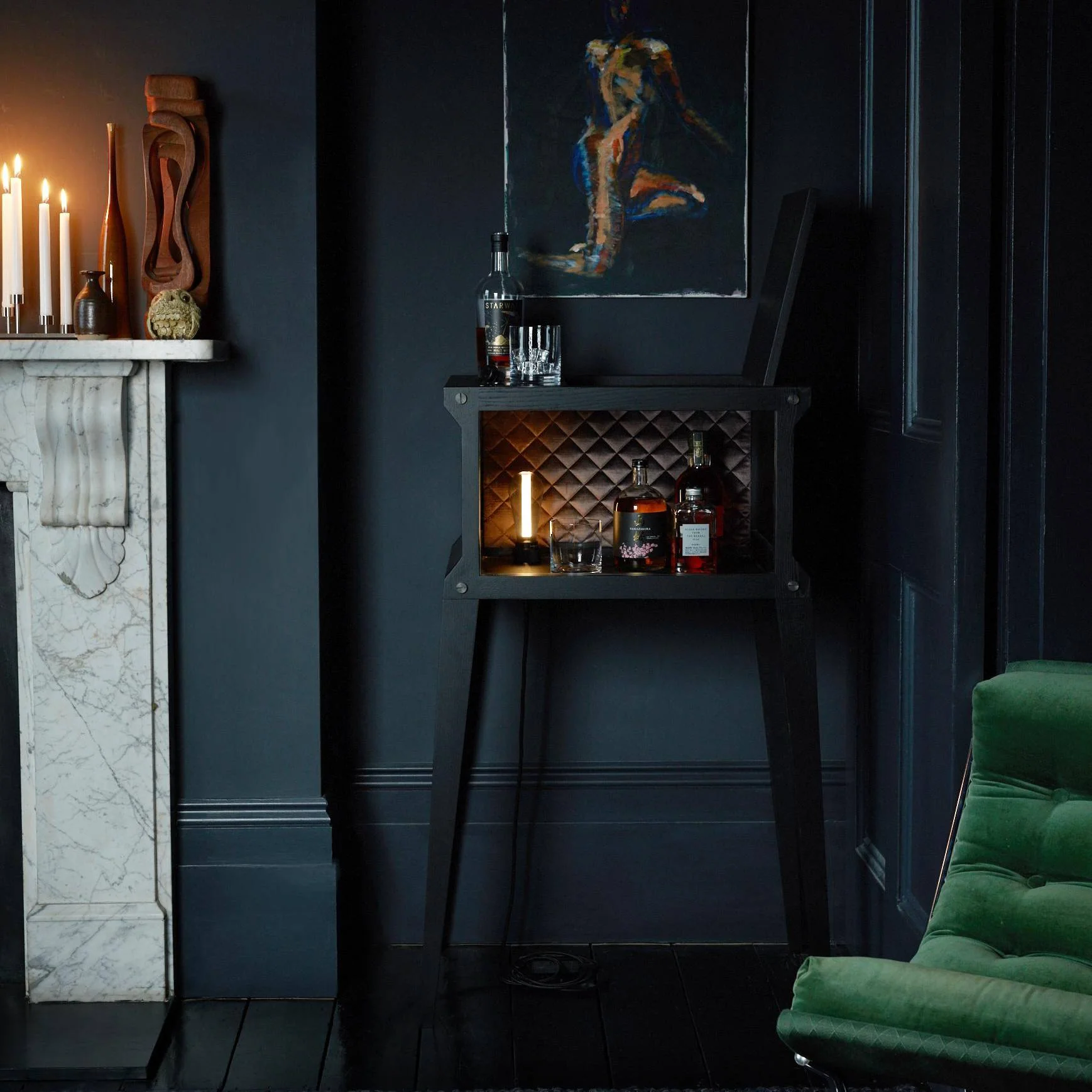 THE POPSTAR gin- en cocktailbar in zwart eiken, UK