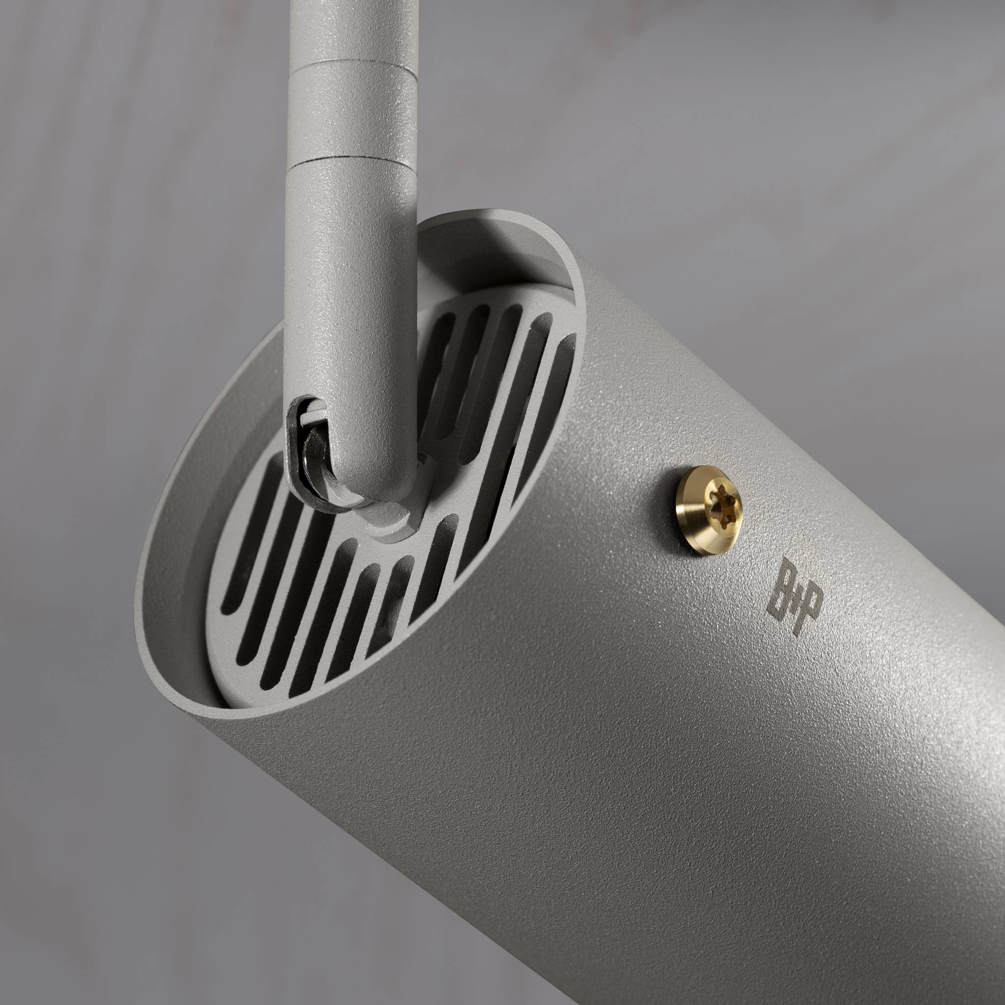 Linear-Knurl Track Spotlight EXHAUST LINEAR in Stone