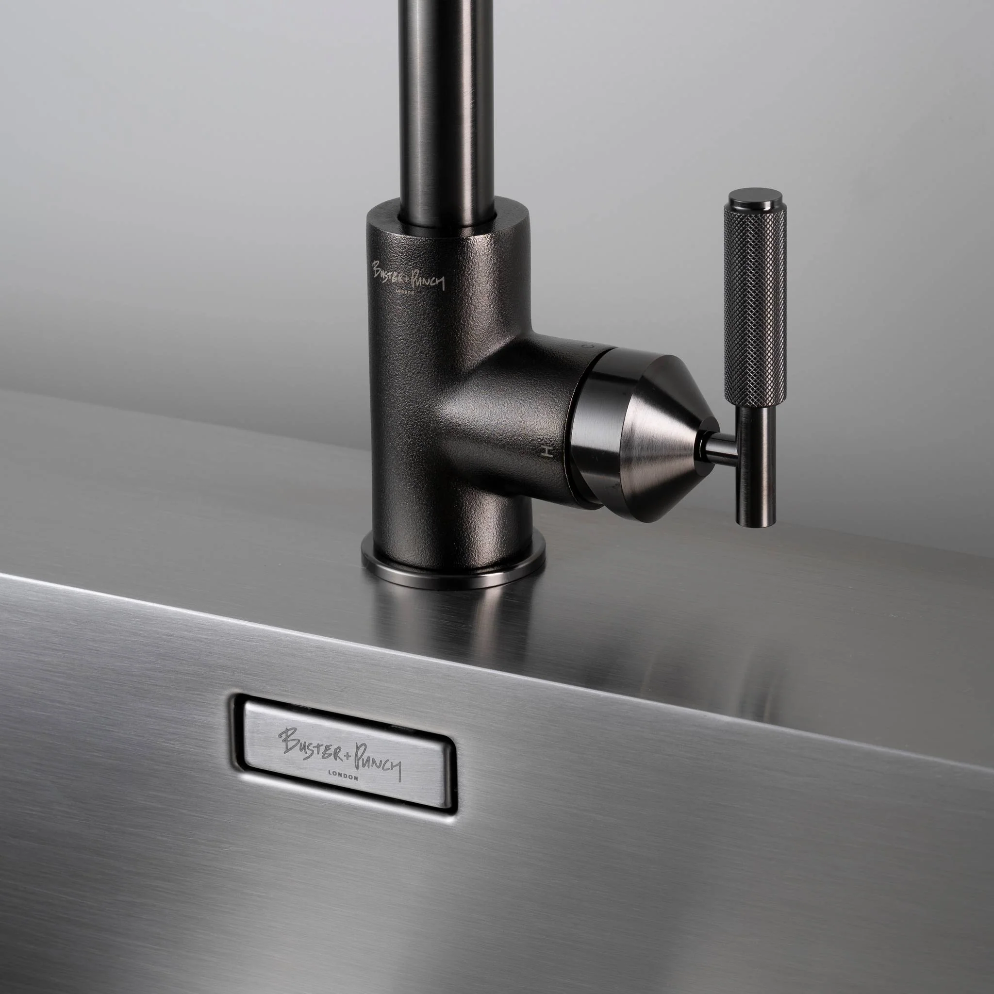 KERAN DAPUR UK / MIXER / CROSS