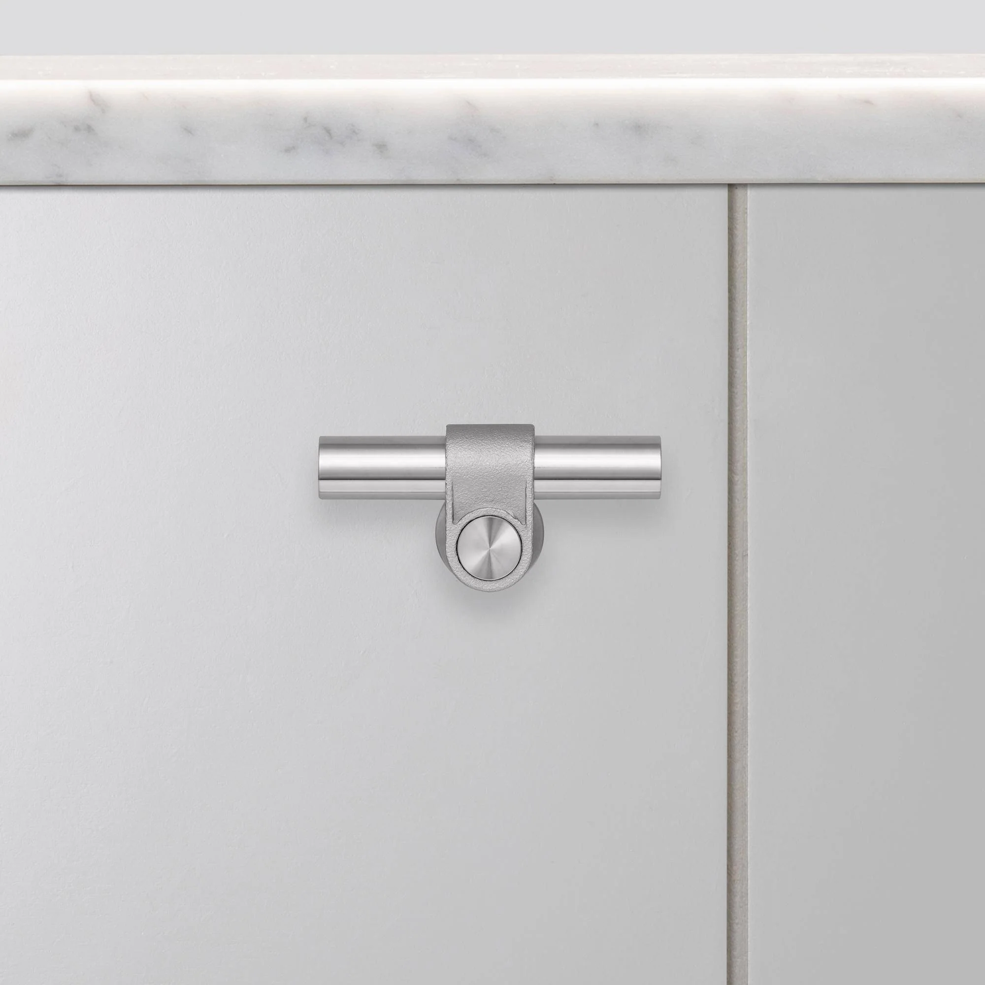 T-BAR / CAST T-Bar Cabinet Pull with Rough-Cast Knuckle