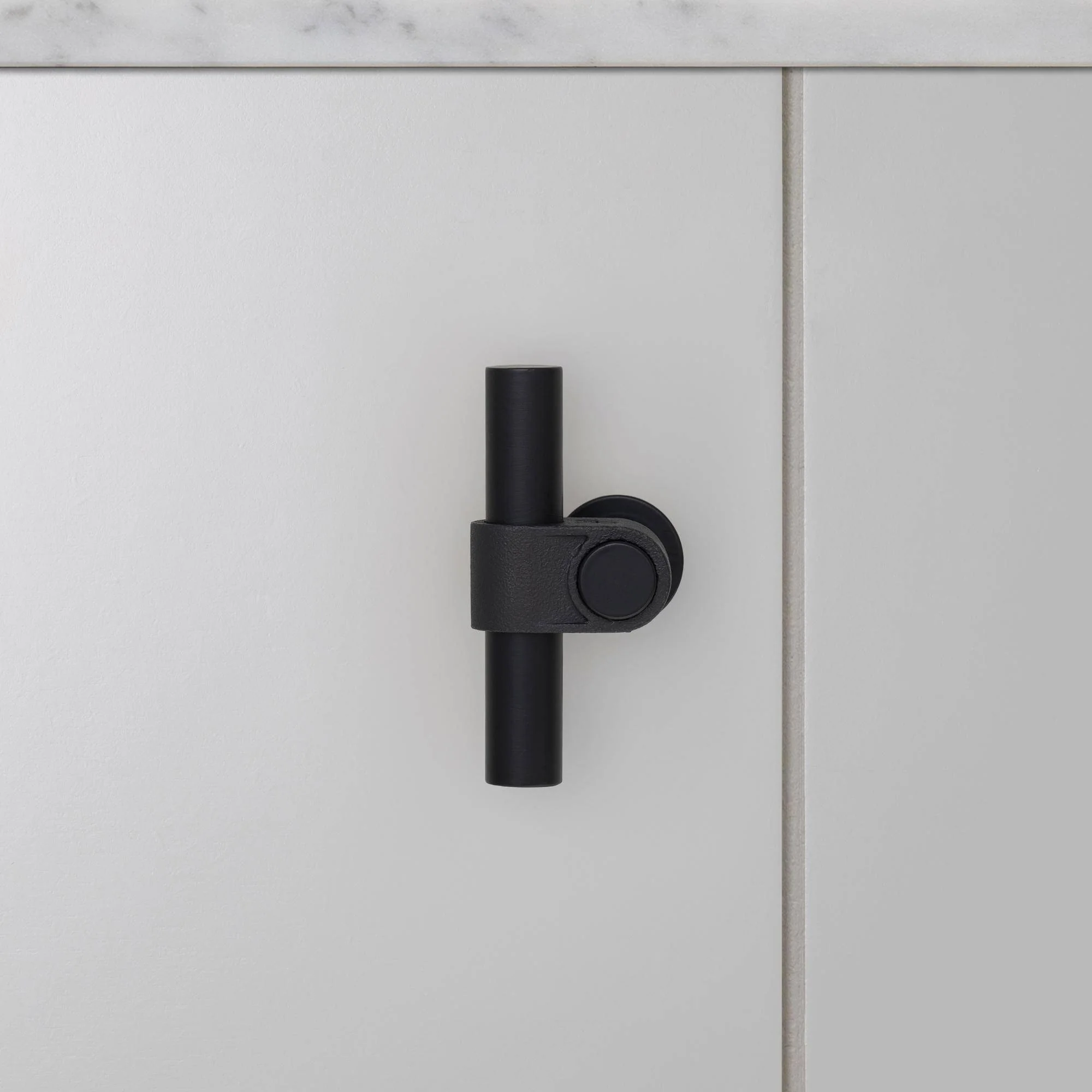 T-BAR / CAST T-Bar Cabinet Pull with Rough-Cast Knuckle
