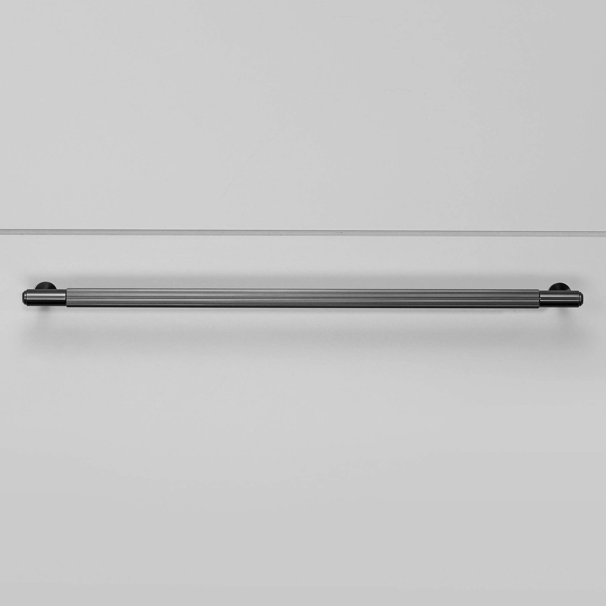 PULL BAR / LINEAR / LARGE / PACK OF 8 / UNBOXED
