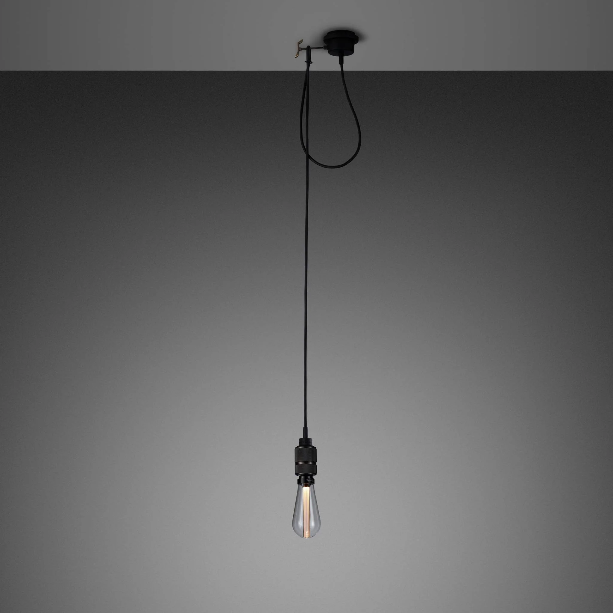 HOOKED 1.0 / NUDE / KRYDS