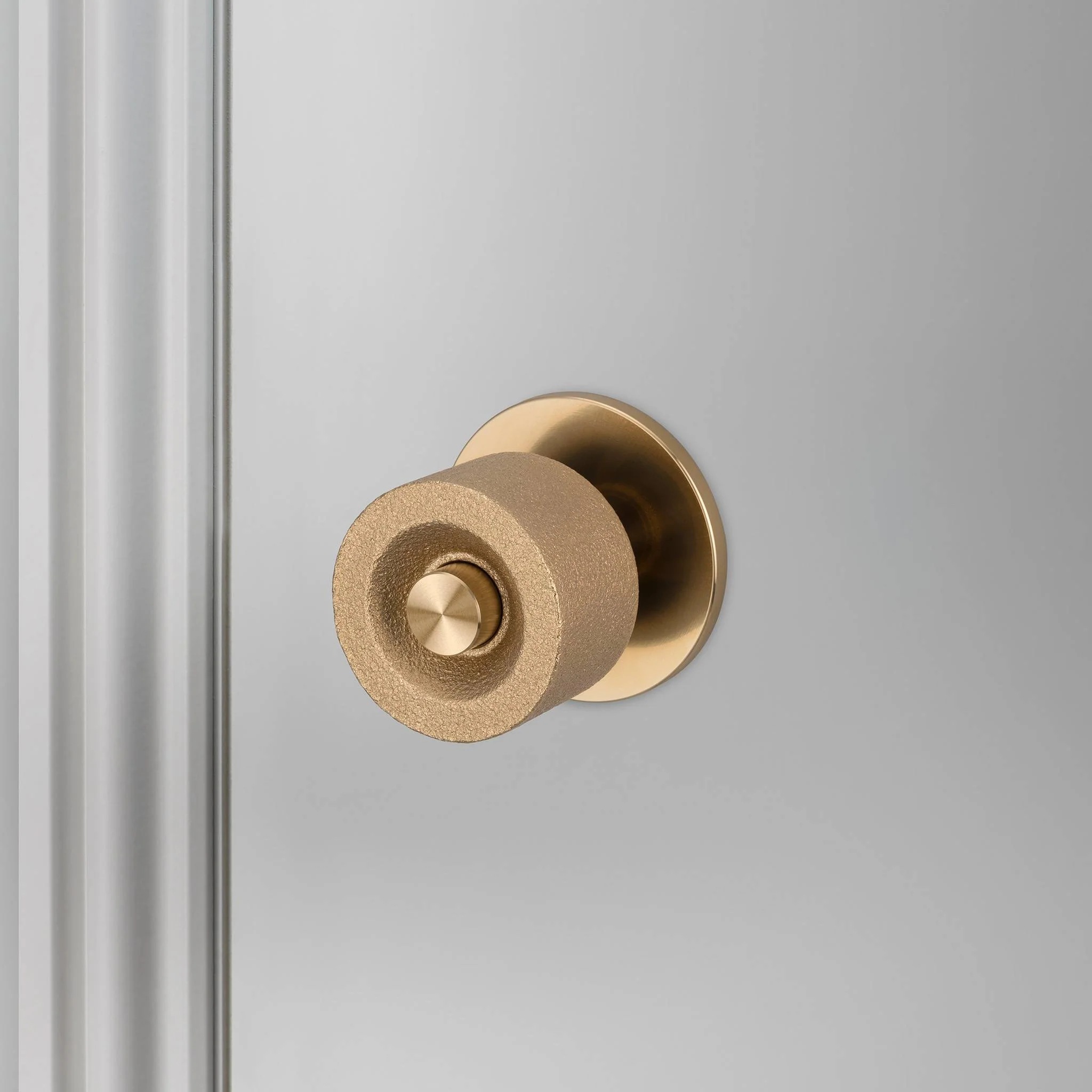 Unsprung Door Knob Set in Solid Metal with Cast Knuckle