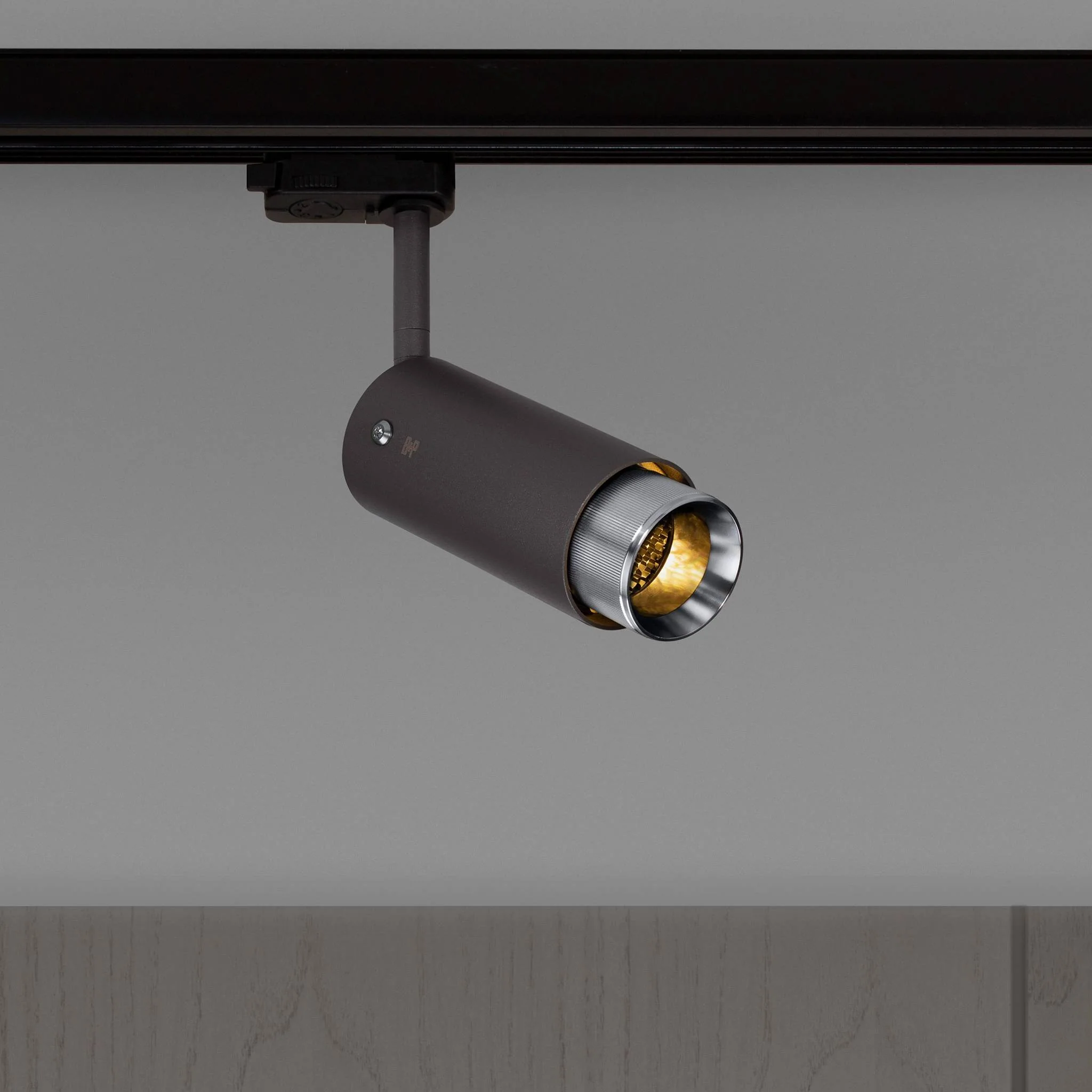 FARETTO SU BINARIO EXHAUST LINEAR con Adattatore a 3 Circuiti in GRAFITE