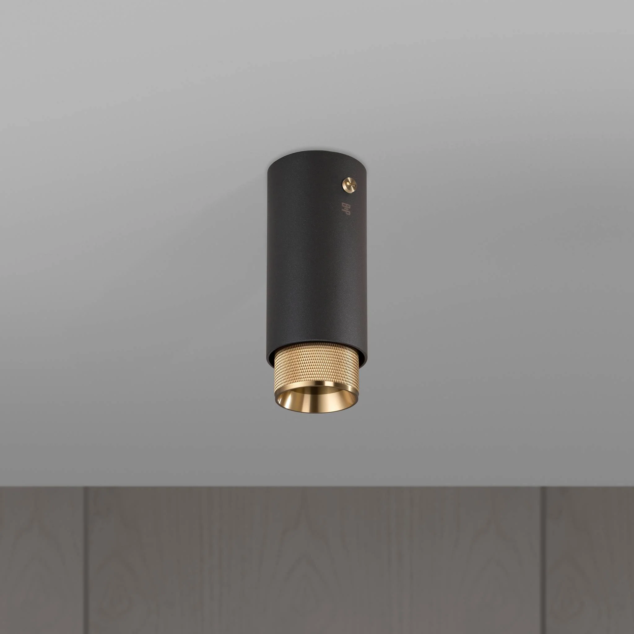 Foco de superficie EXHAUST SURFACE Cross en GRAPHITE