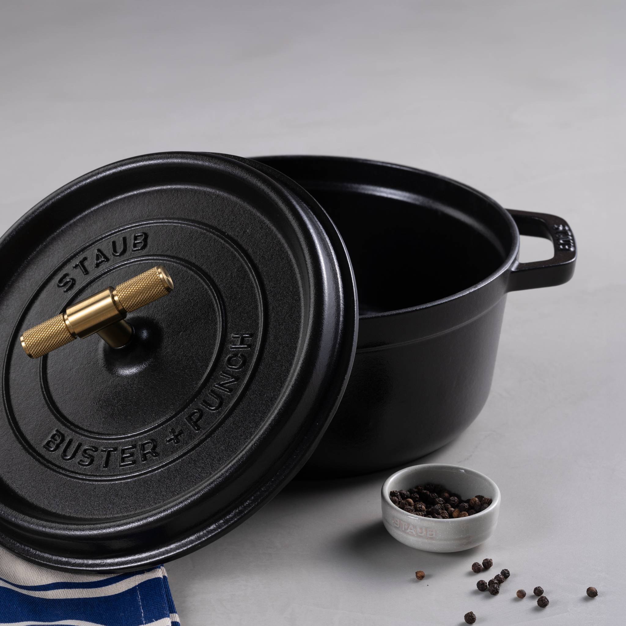 COCOTTE 24cm Cross Staub Black Cast Iron Cocotte