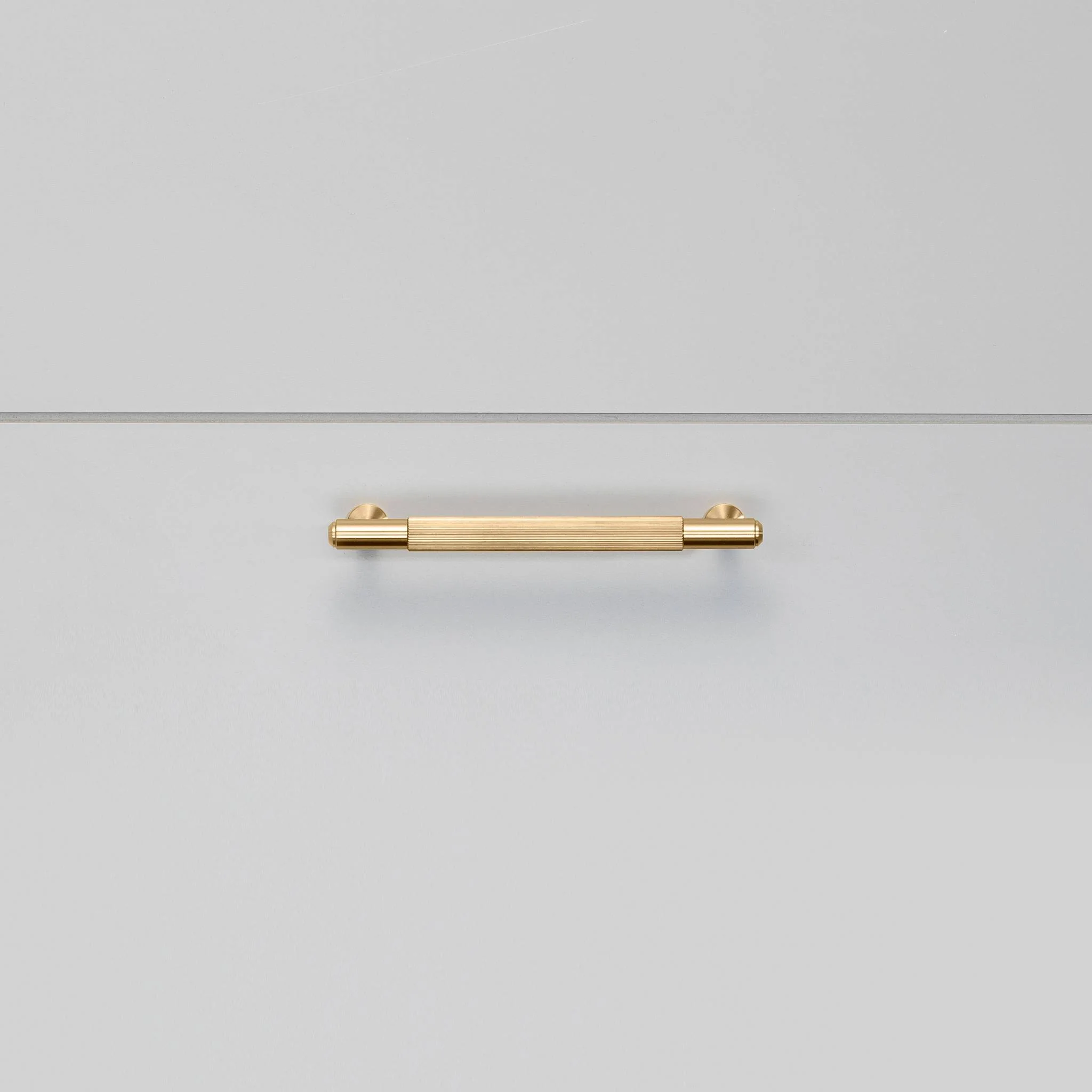 PULL BAR / LINEAR