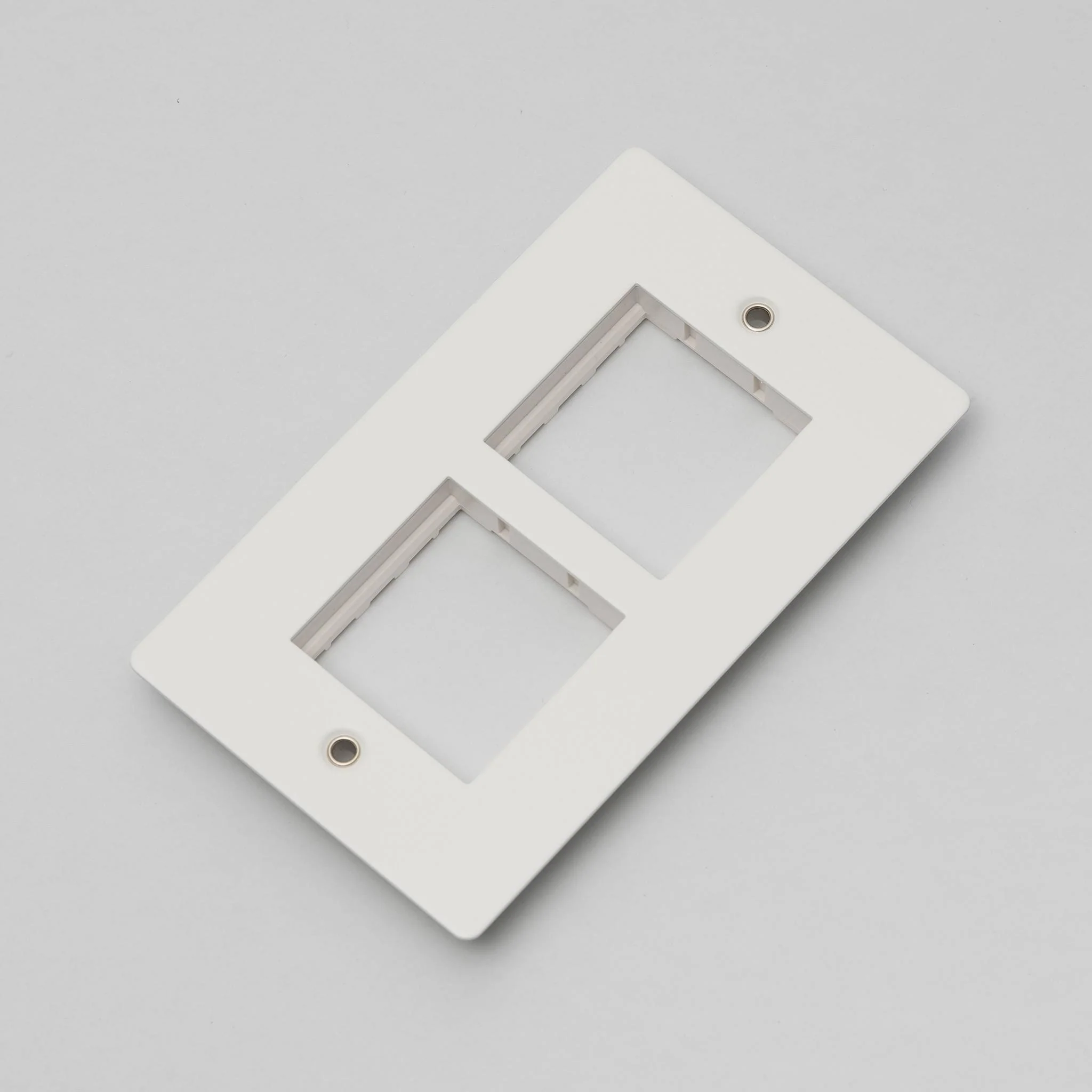 Massive Metall-Wandplatte 2G für zwei 45-mm-Module