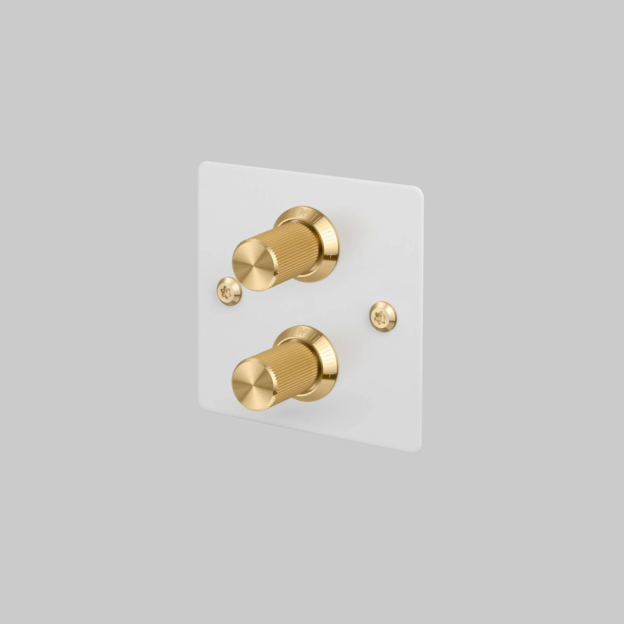 2G DIMMER / 120W / LINEAR / WHITE