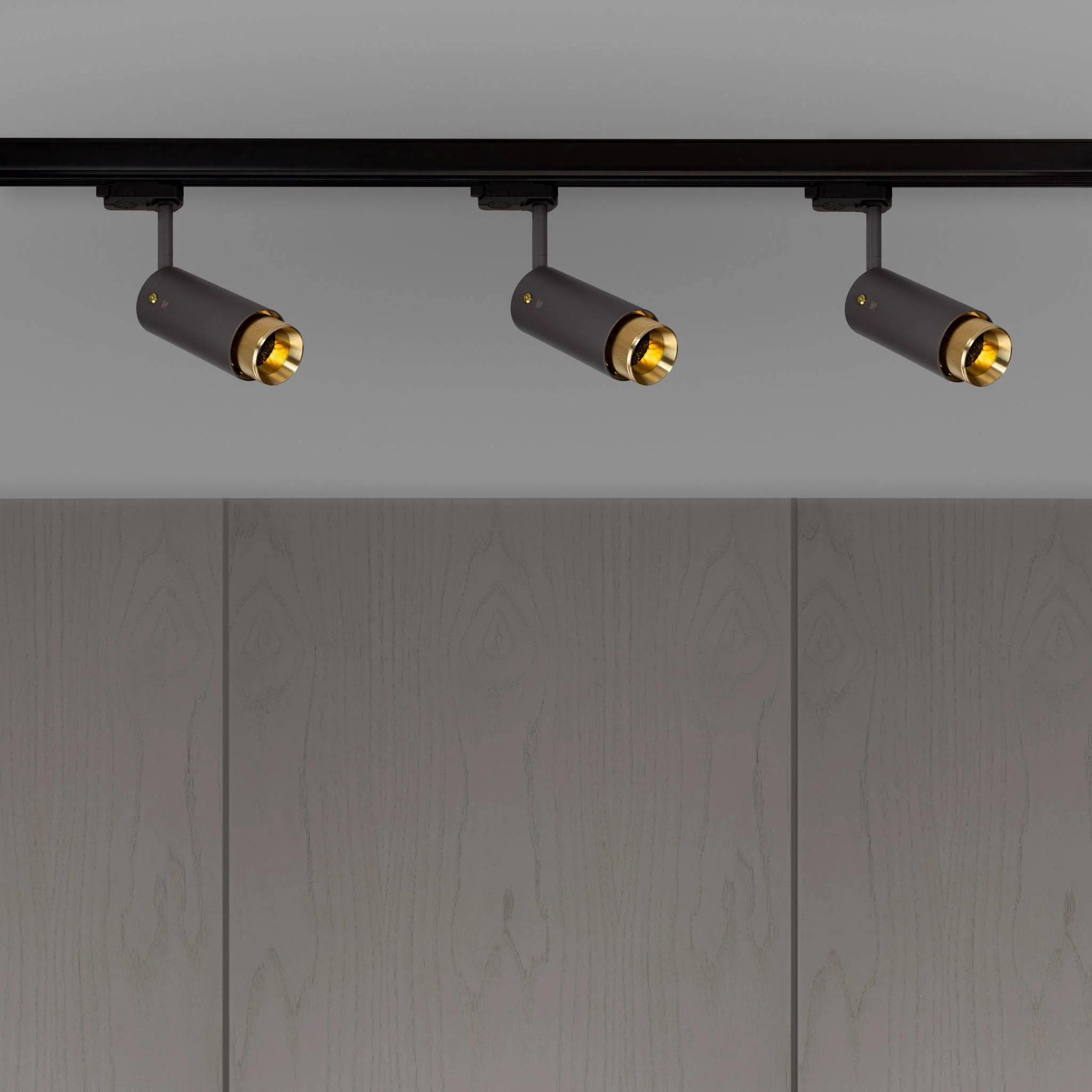 FARETTO SU BINARIO EXHAUST LINEAR con Adattatore a 3 Circuiti in GRAFITE