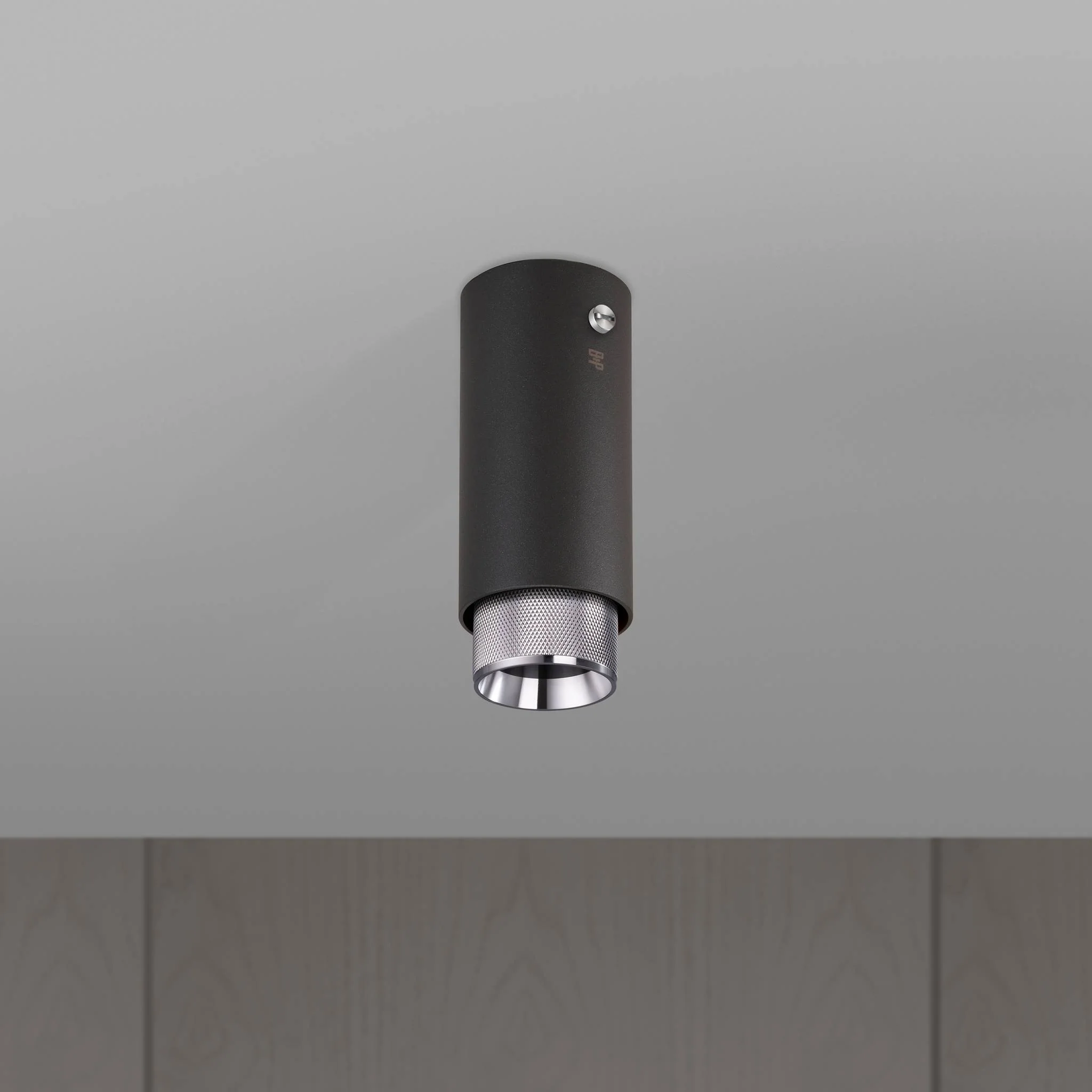 Foco de superficie EXHAUST SURFACE Cross en GRAPHITE