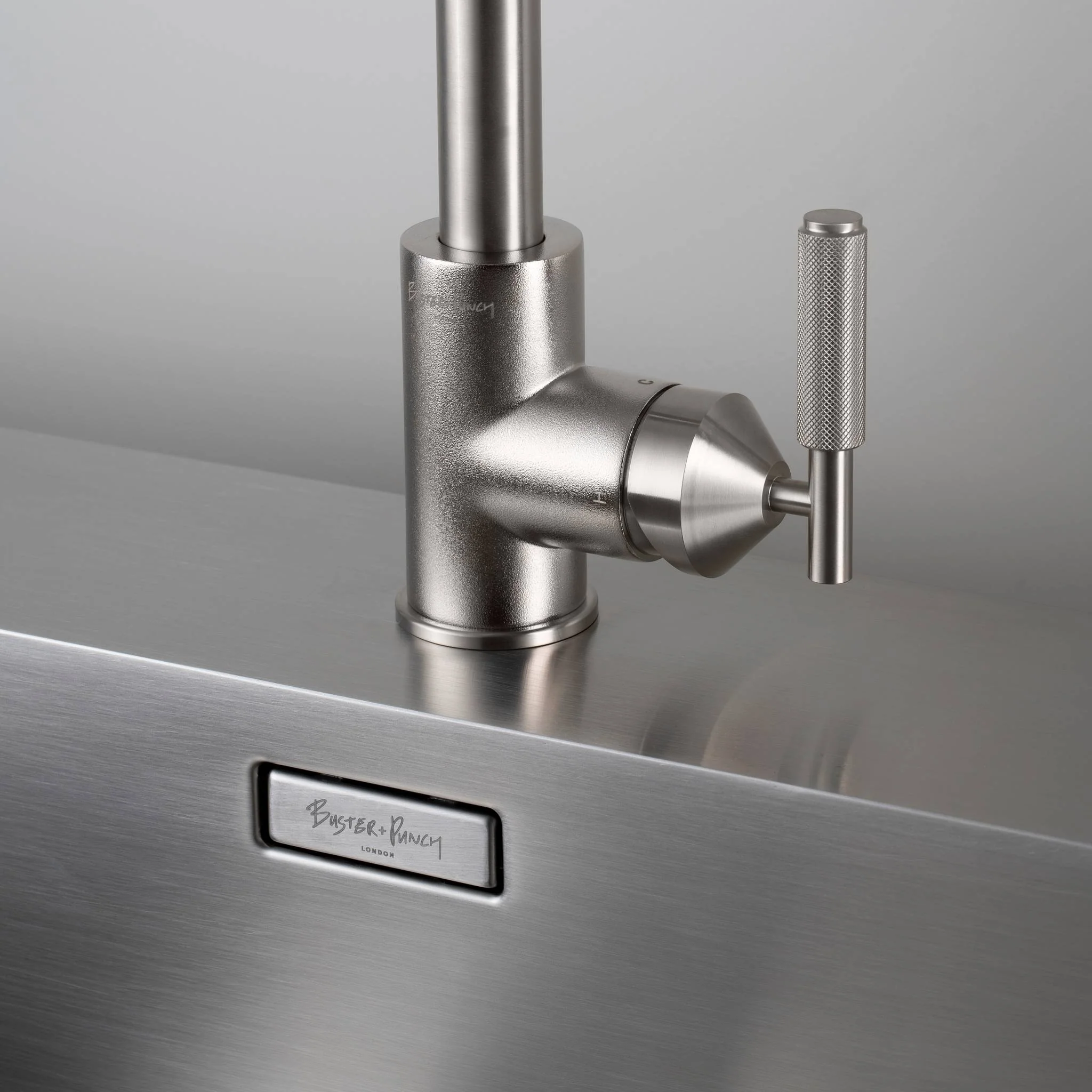 KERAN DAPUR UK / MIXER / CROSS