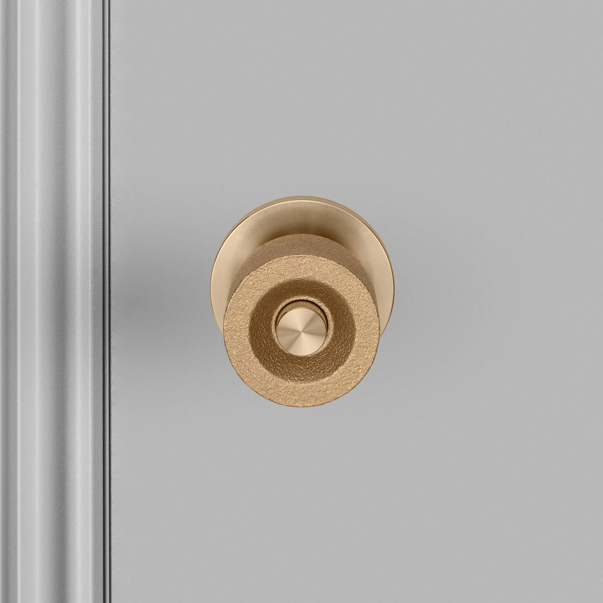 Unsprung Door Knob Set in Solid Metal with Cast Knuckle