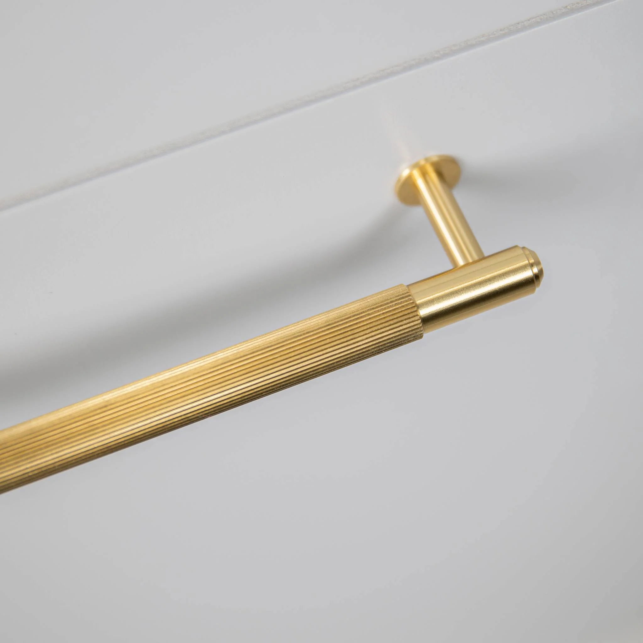 PULL BAR / LINEAR