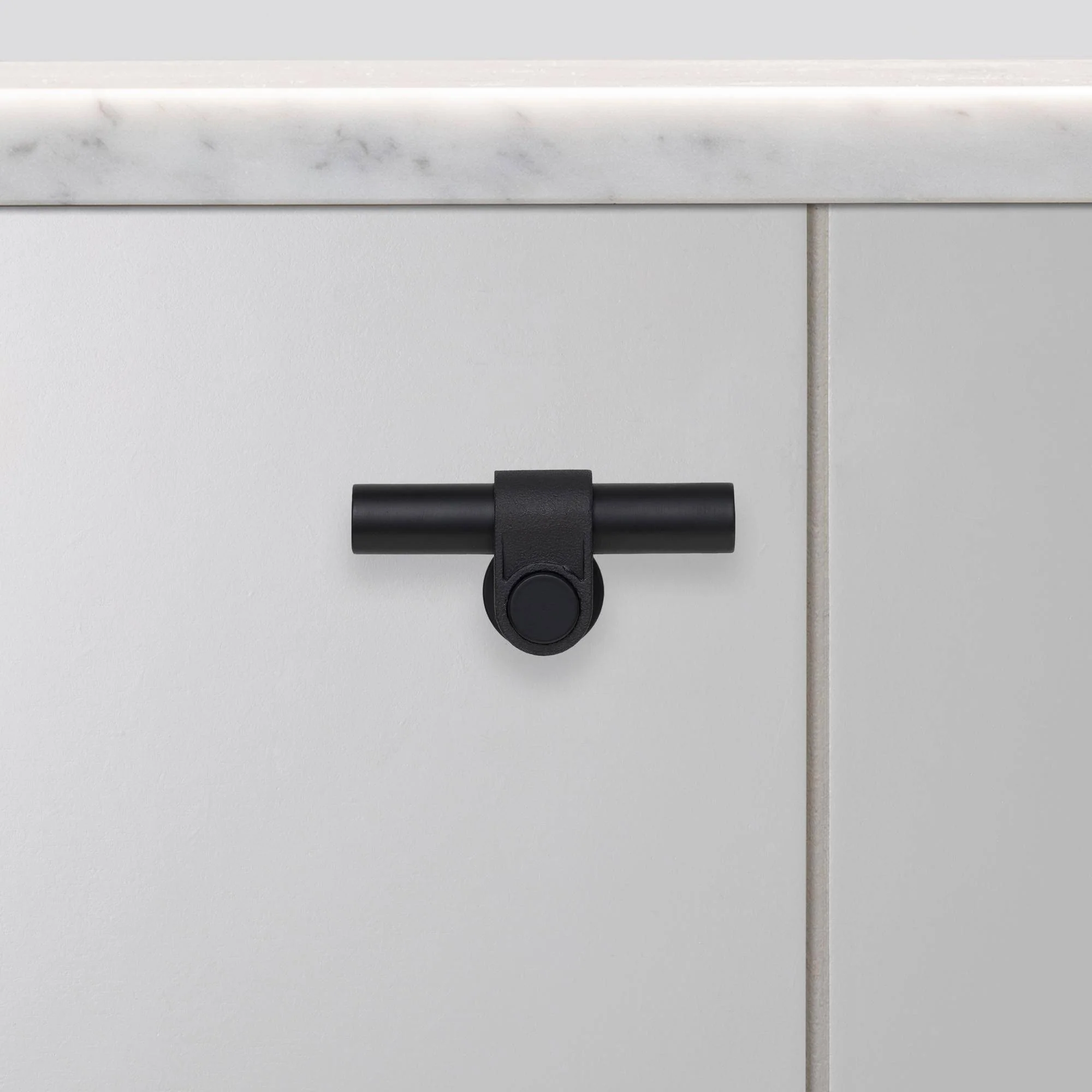 T-BAR / CAST T-Bar Cabinet Pull with Rough-Cast Knuckle
