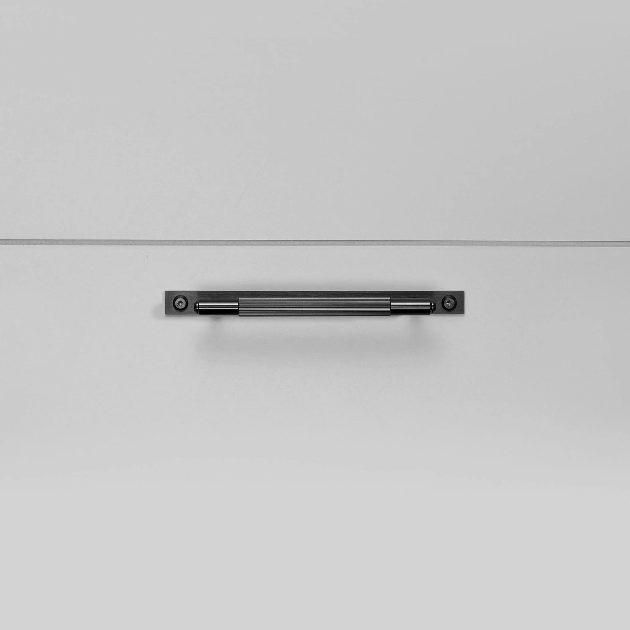 PULL BAR / PLATE / LINEAR