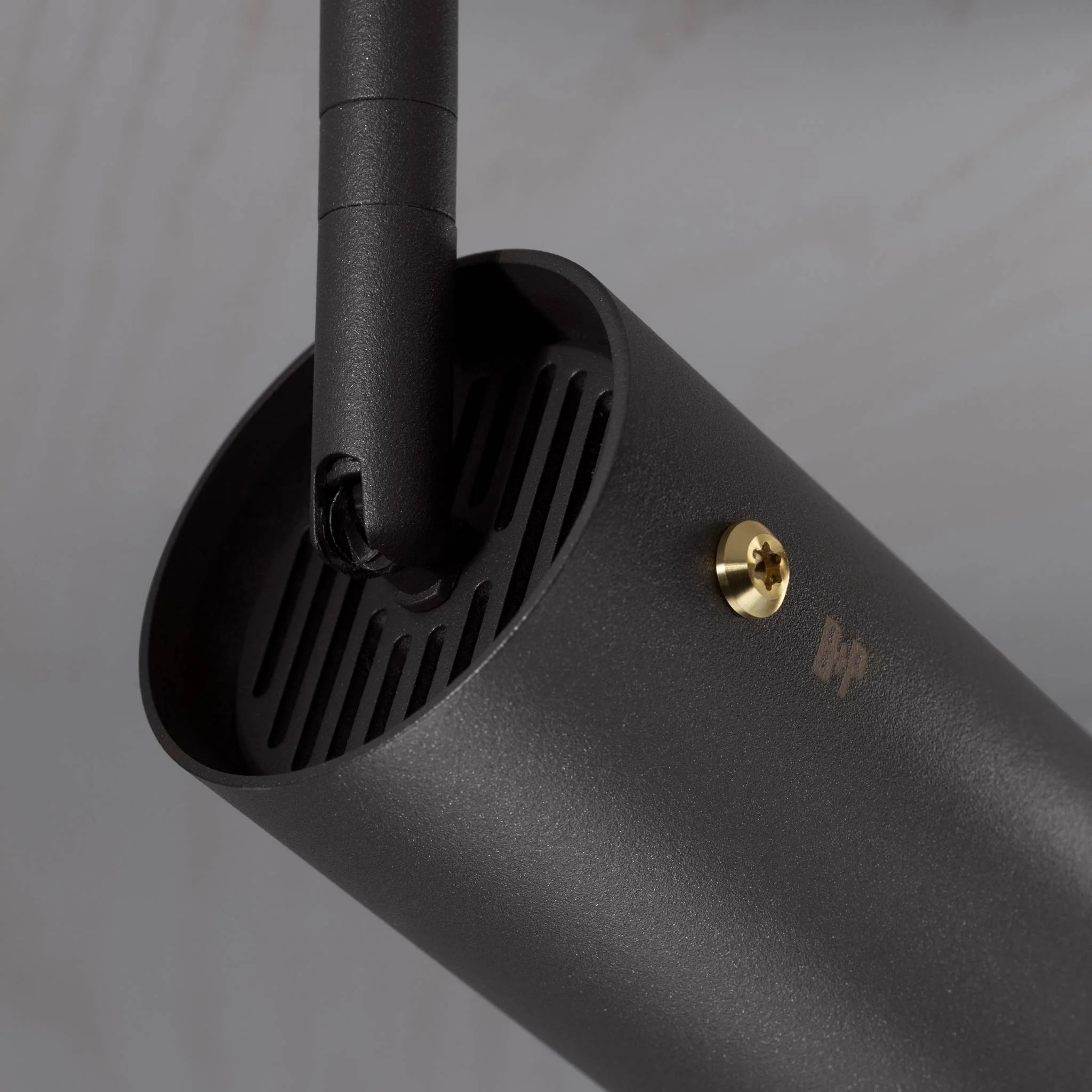 FARETTO SU BINARIO EXHAUST LINEAR con Adattatore a 3 Circuiti in GRAFITE