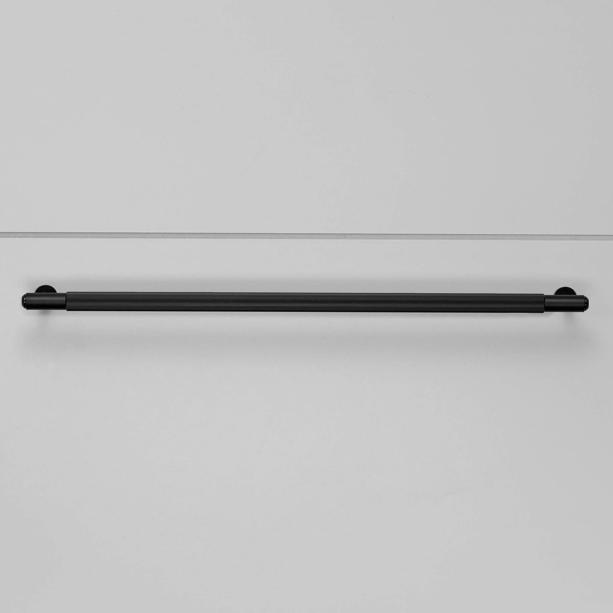 PULL BAR / LINEAR / LARGE / PACK OF 8 / UNBOXED