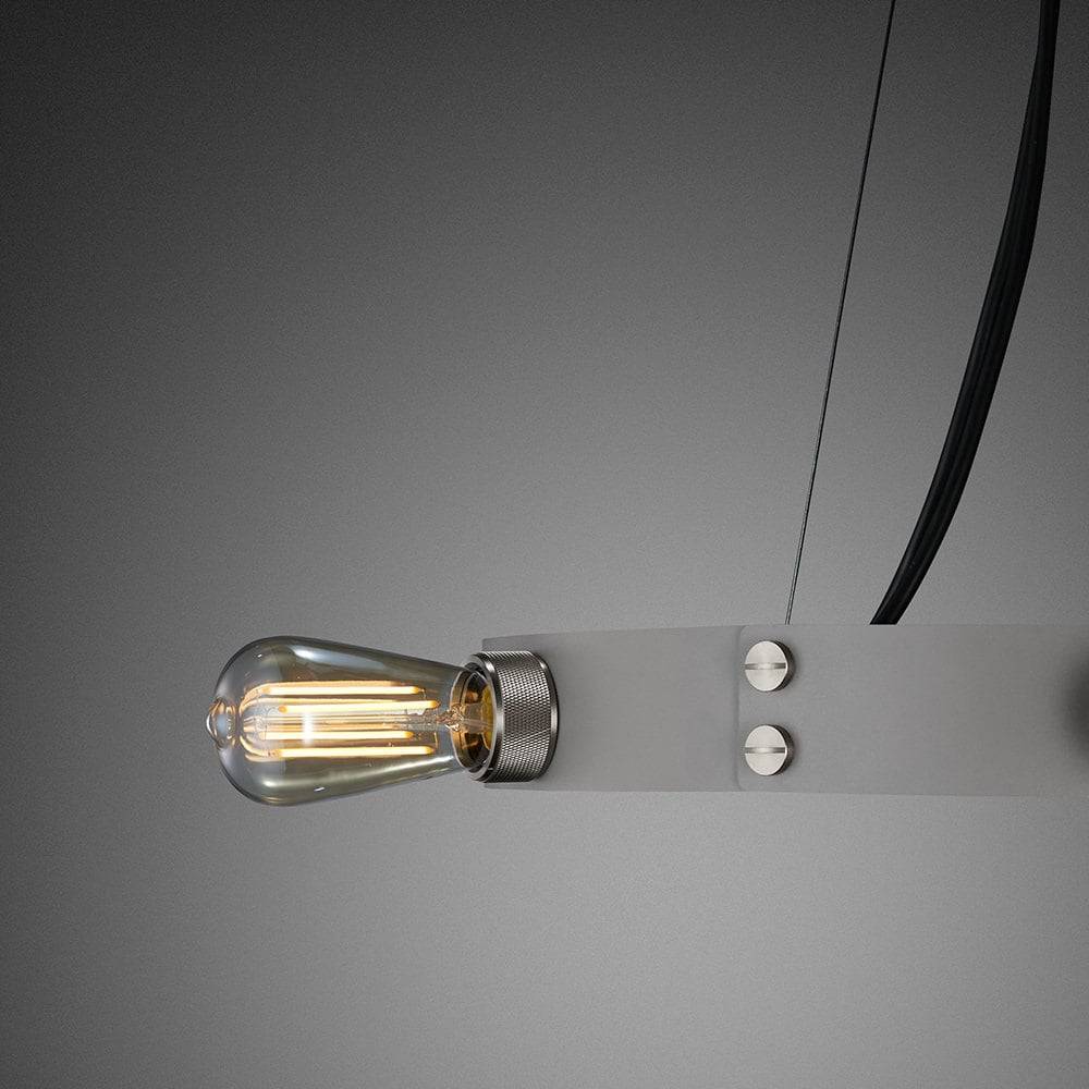 Hero Light korslysekrone i steinpulverlakkert stål