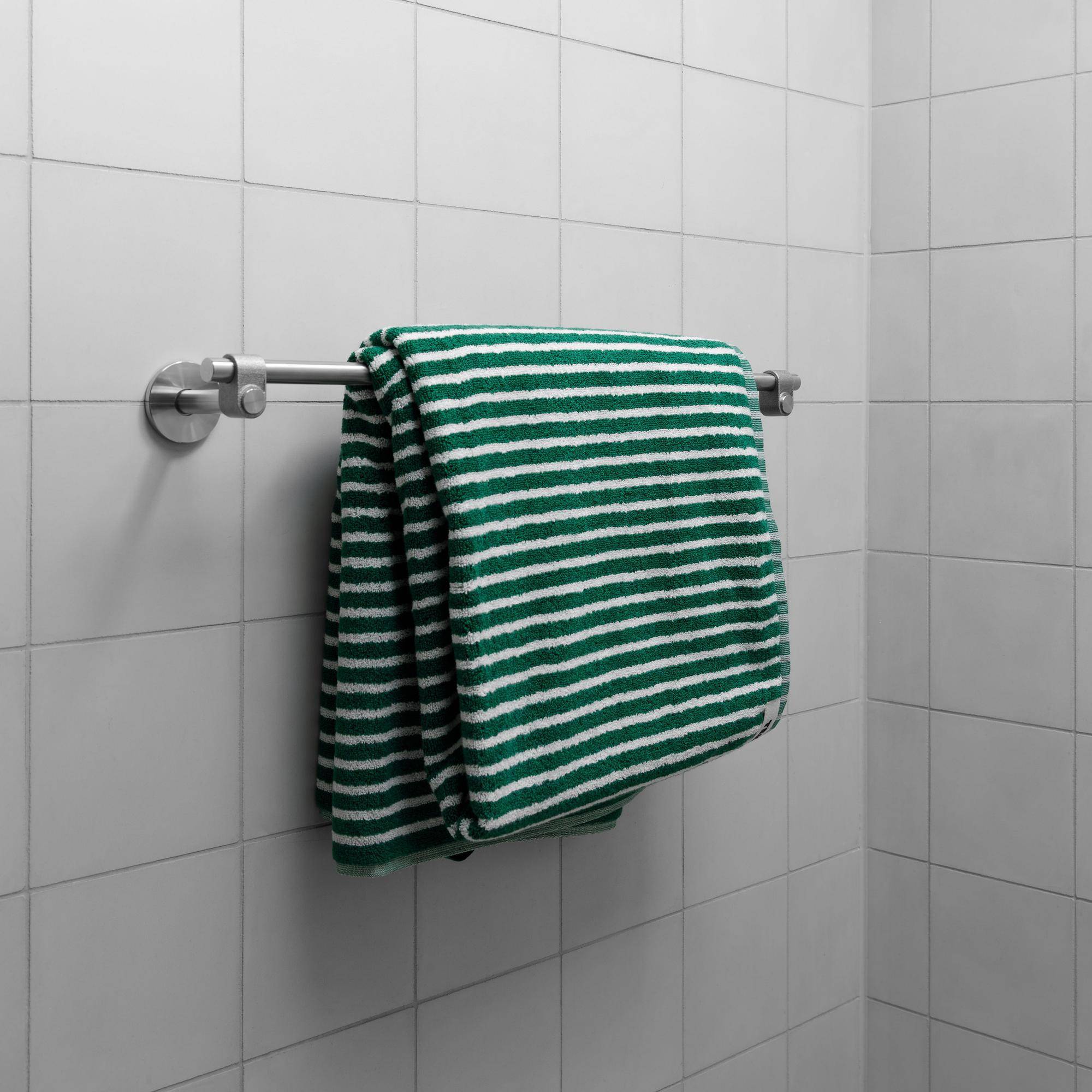 Solid Stainless Steel Towel Rail with Rough-Cast Knuckle and Polished Bar